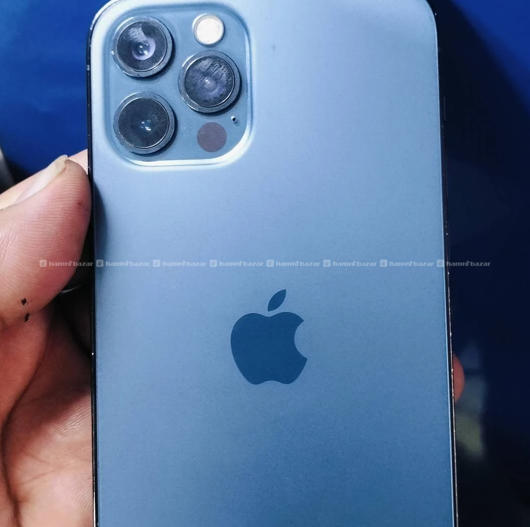 Iphone 12pro
256gb
9841782683 2