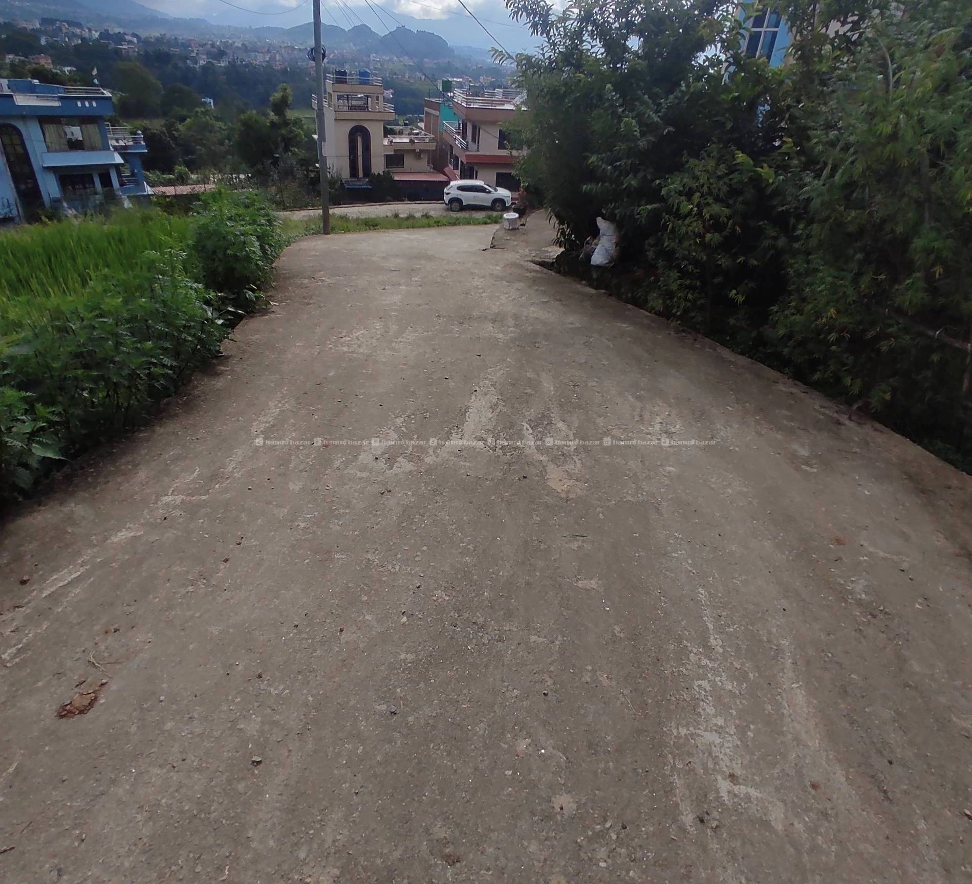 Land for sale : Godamcahur 2