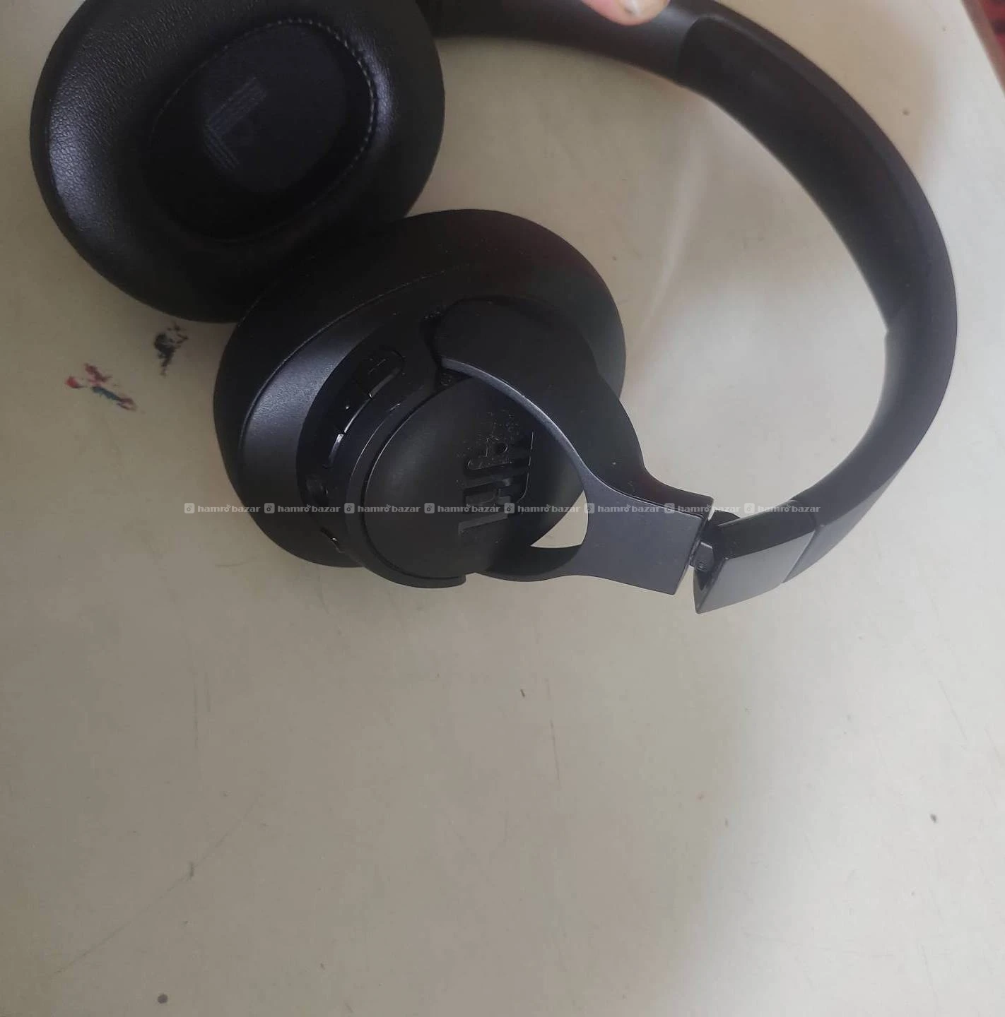 JBL Tune 720BT wireles headset 2