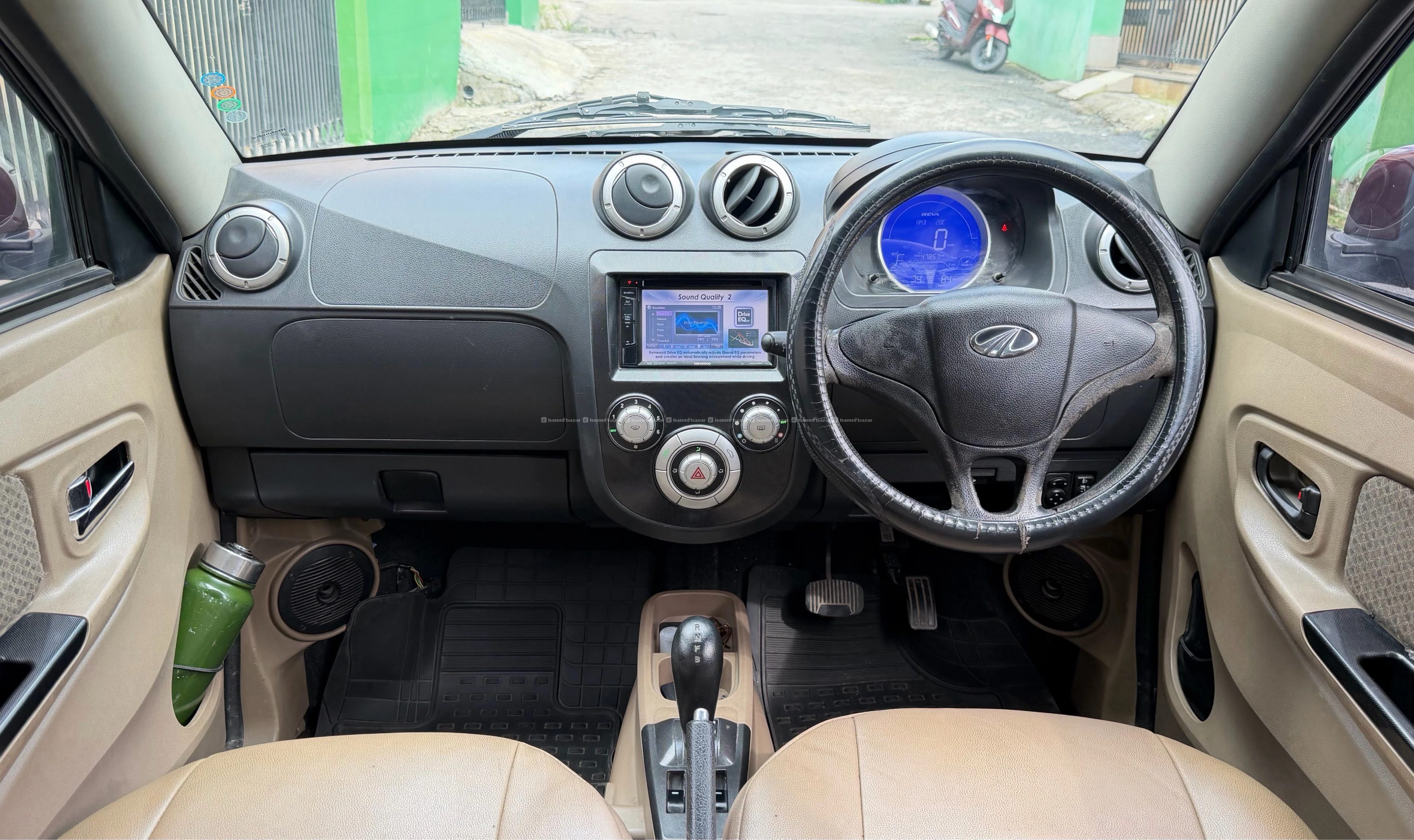Mahindra E20 P8 ev on sell 3