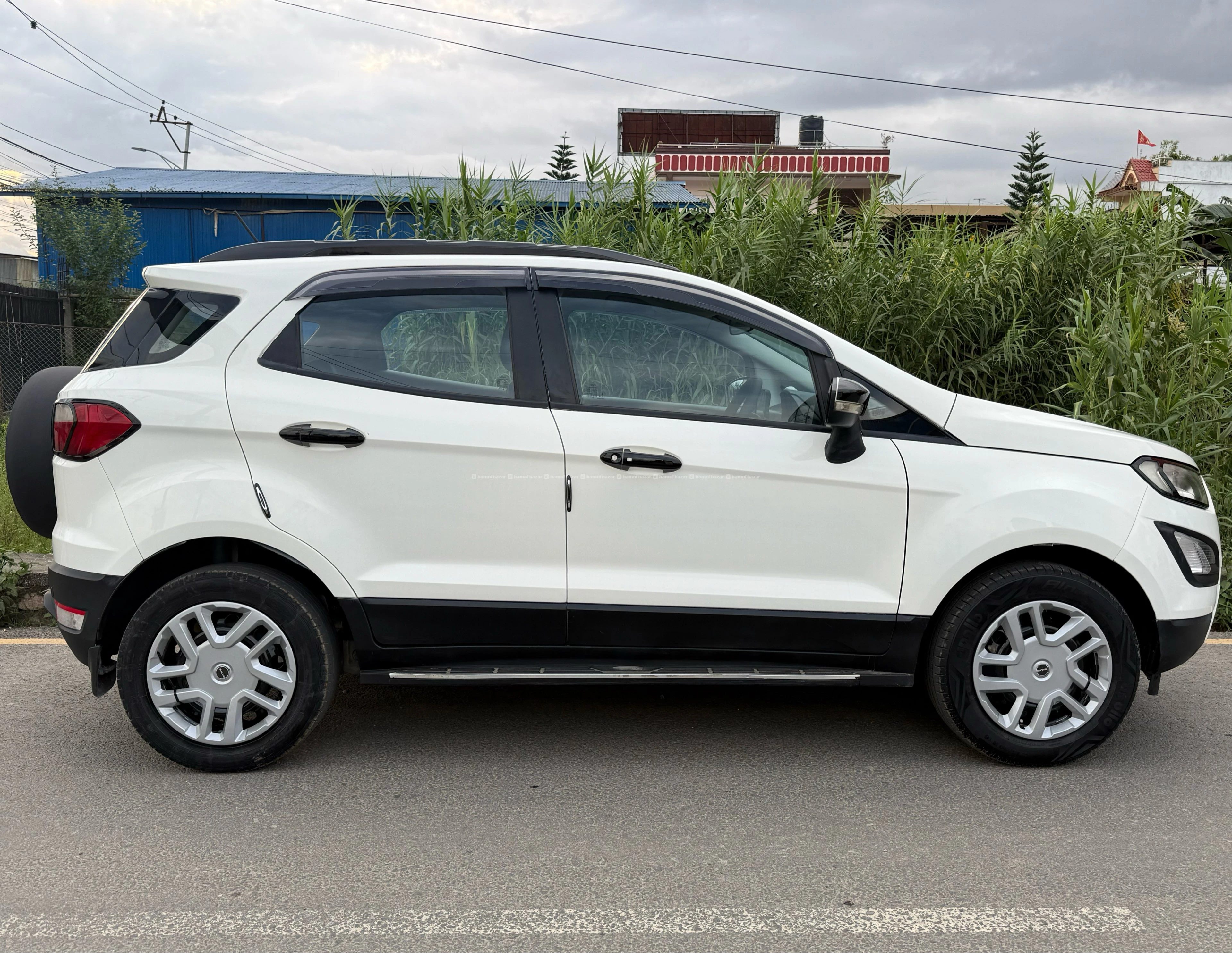 ECOSPORT TREND PLUS 8