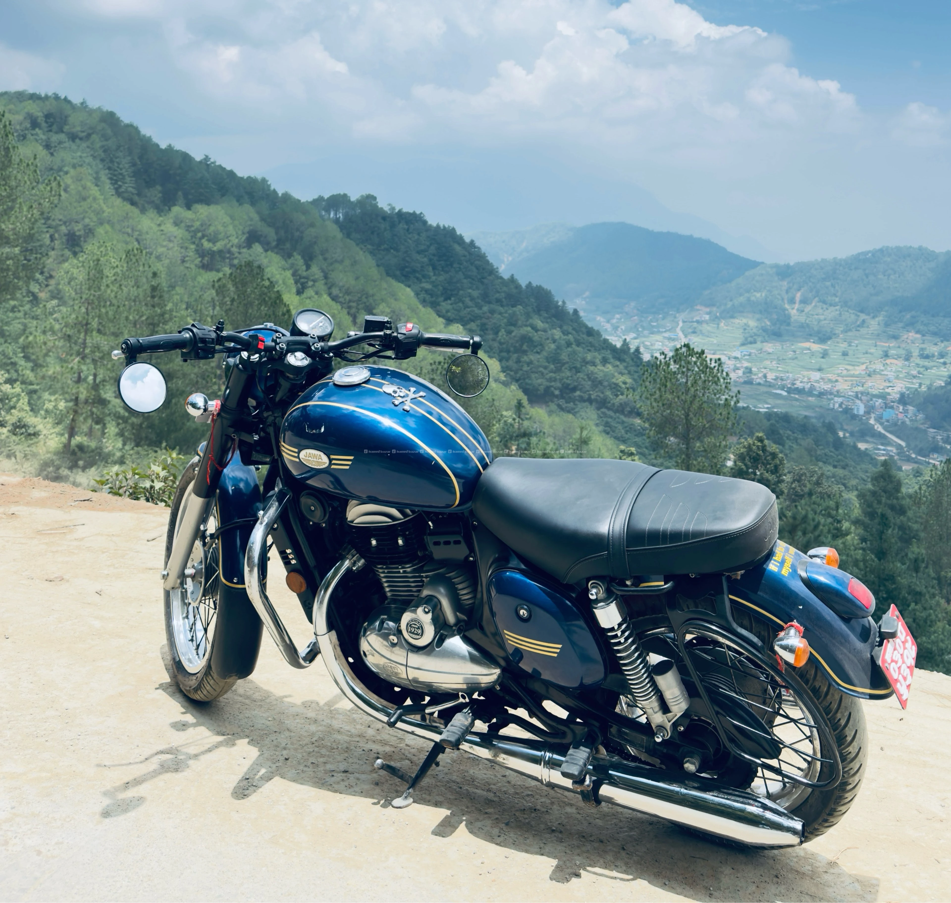 Jawa 42 2021 last model around 50k modification 3
