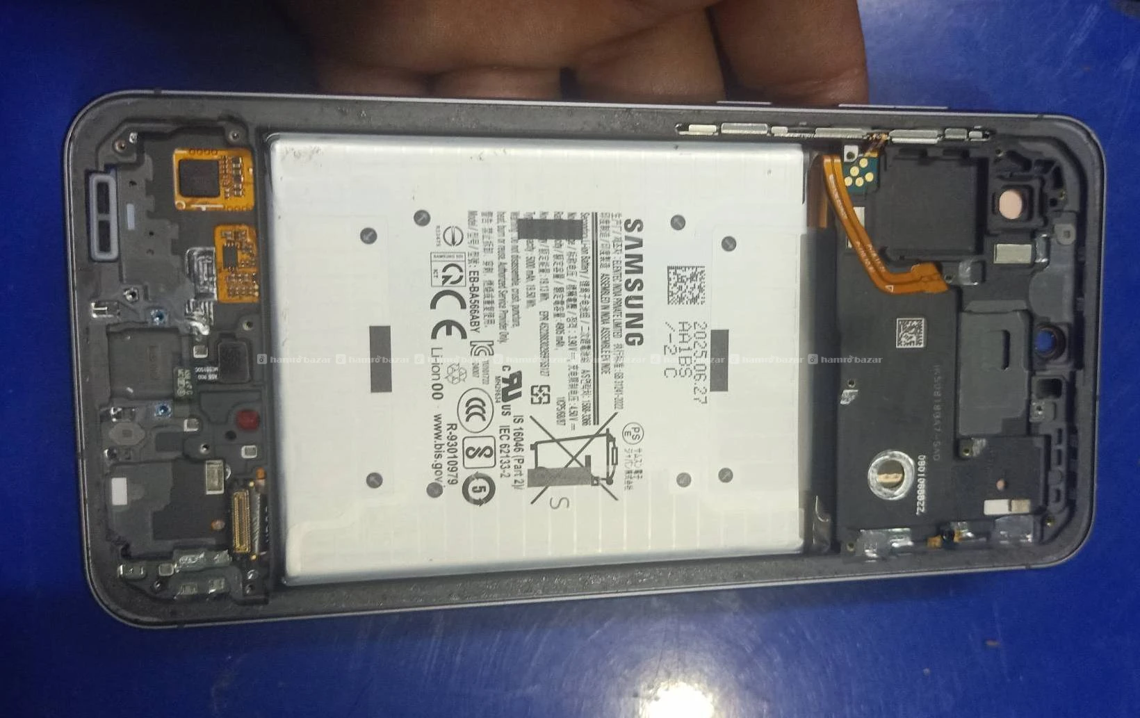 Samsung Galaxy A56 display and battery 3