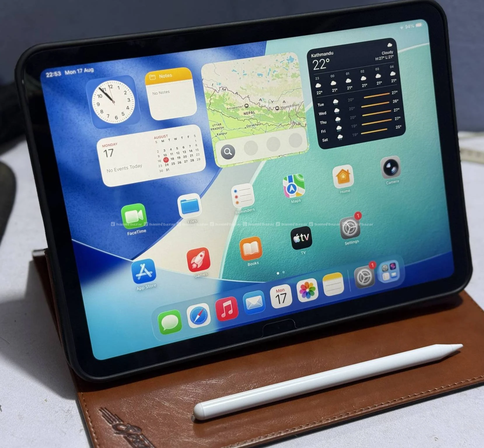 Ipad A16 256GB with Stylus 2