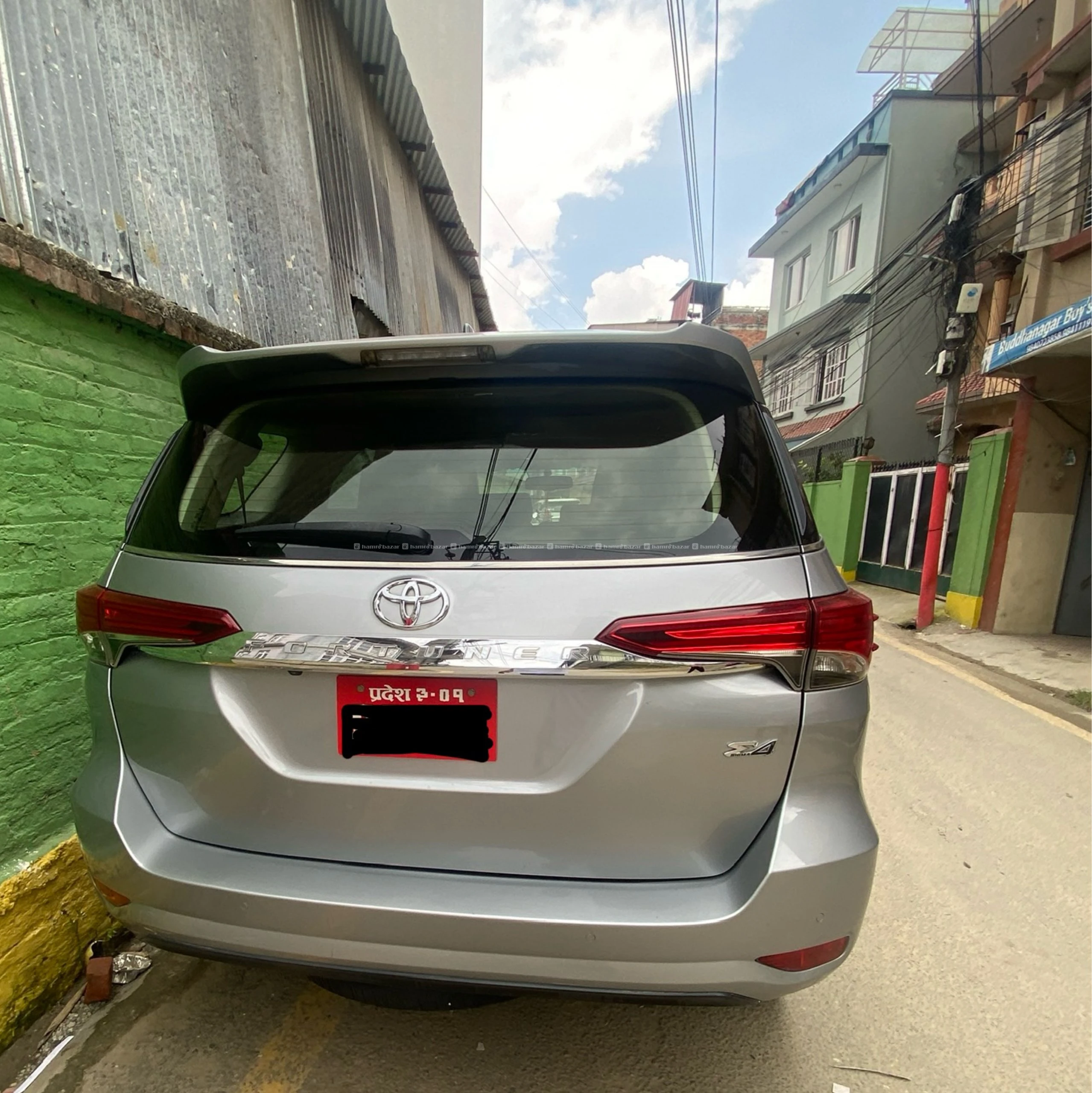 Toyota Fortuner 5