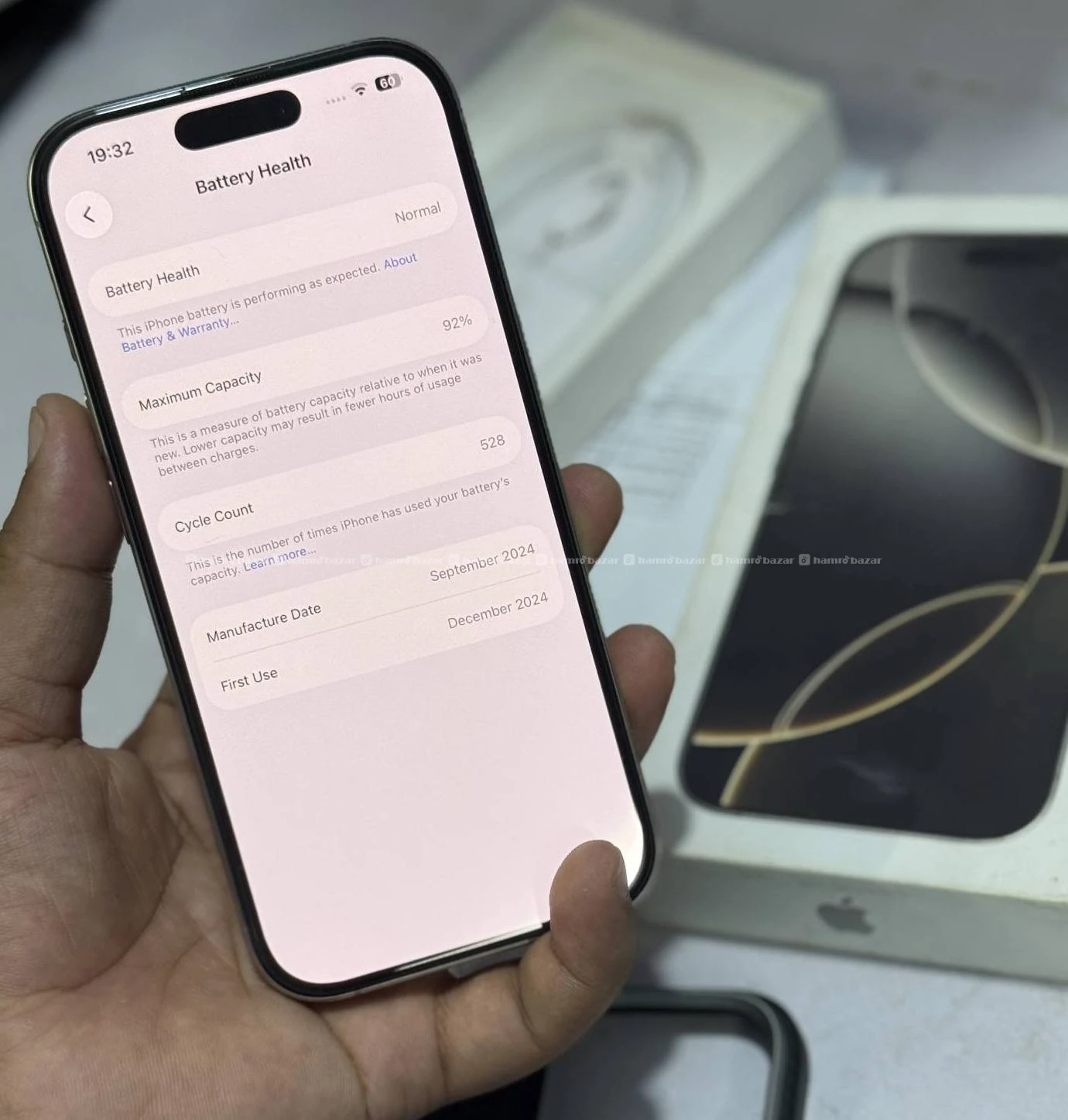 iPhone 16 Pro 128GB with box, vat bil, insurance 4