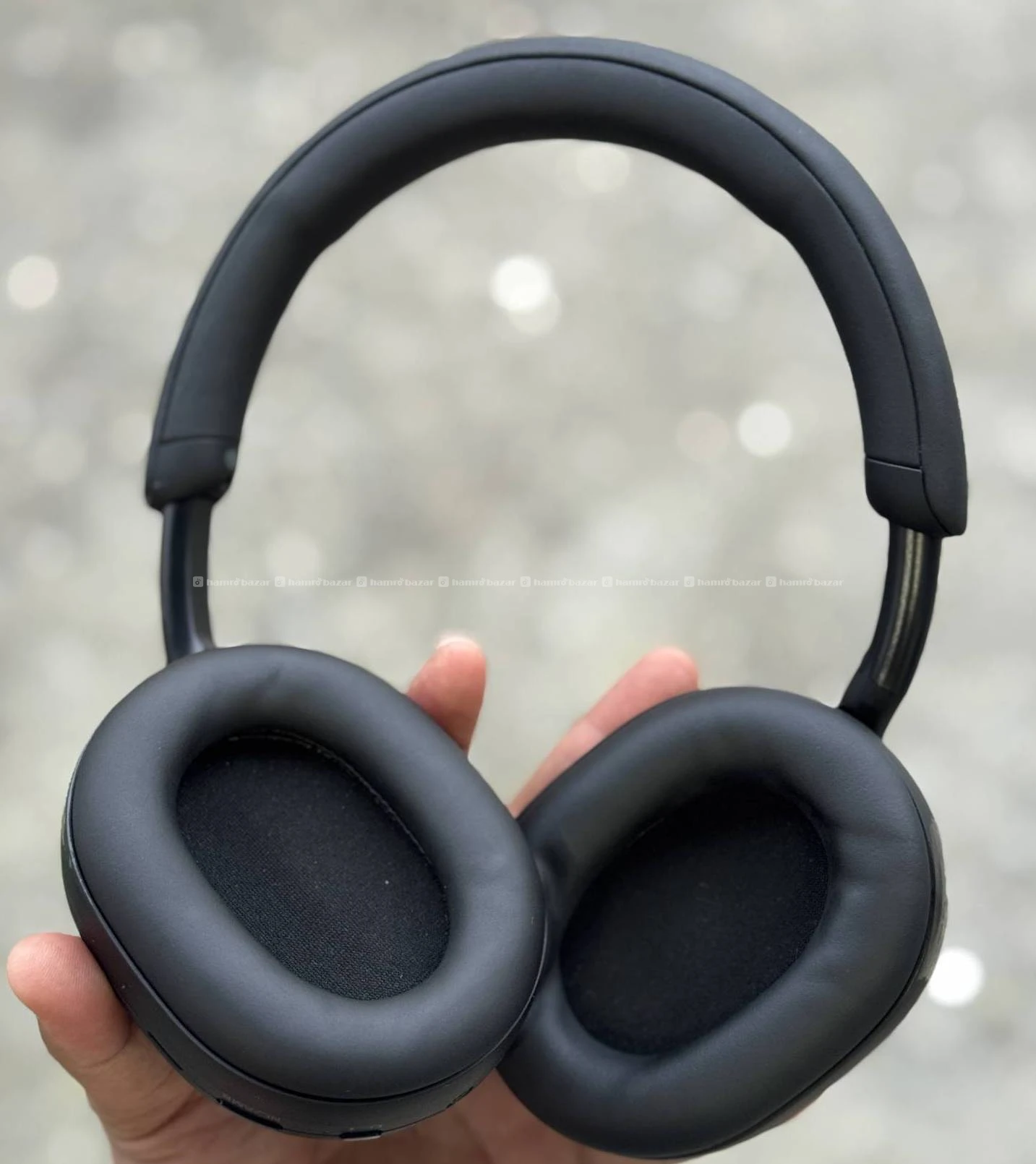 Sony WH-XM5 HEADPHONES 3