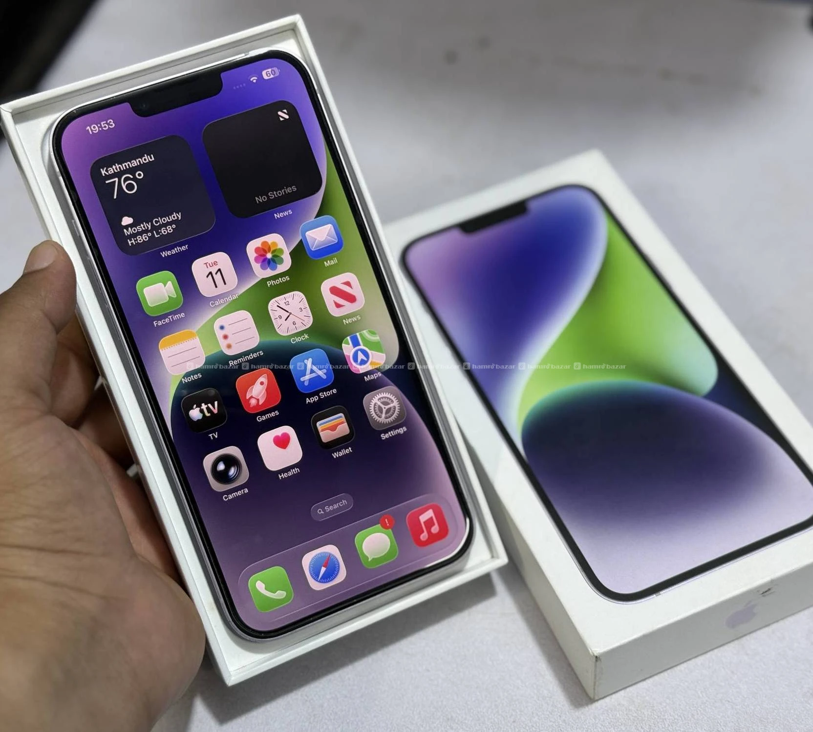 iPhone 14 Plus 128GB with box & accessories 2