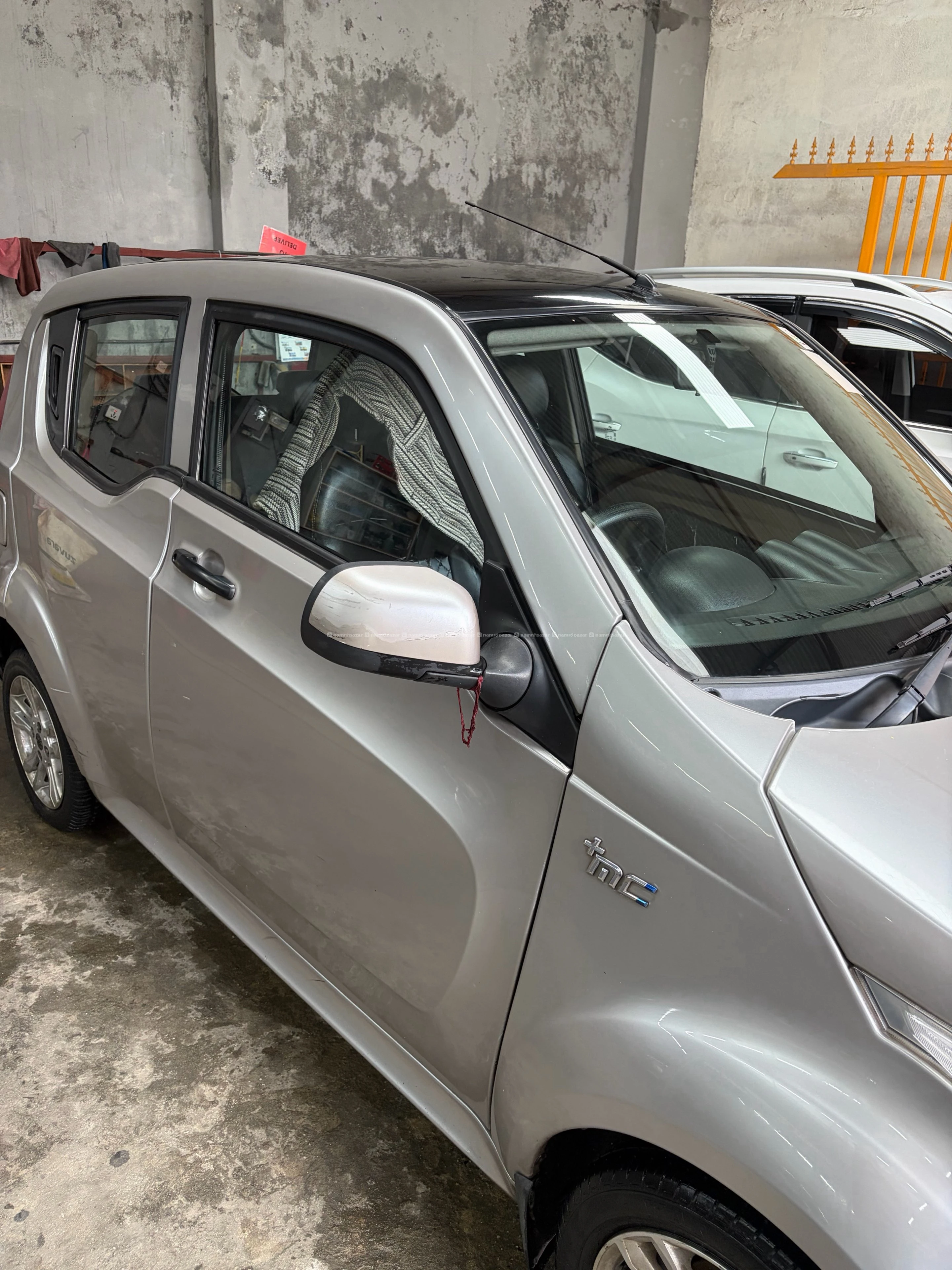 Mahindra e2O plus 4 door 2019 5