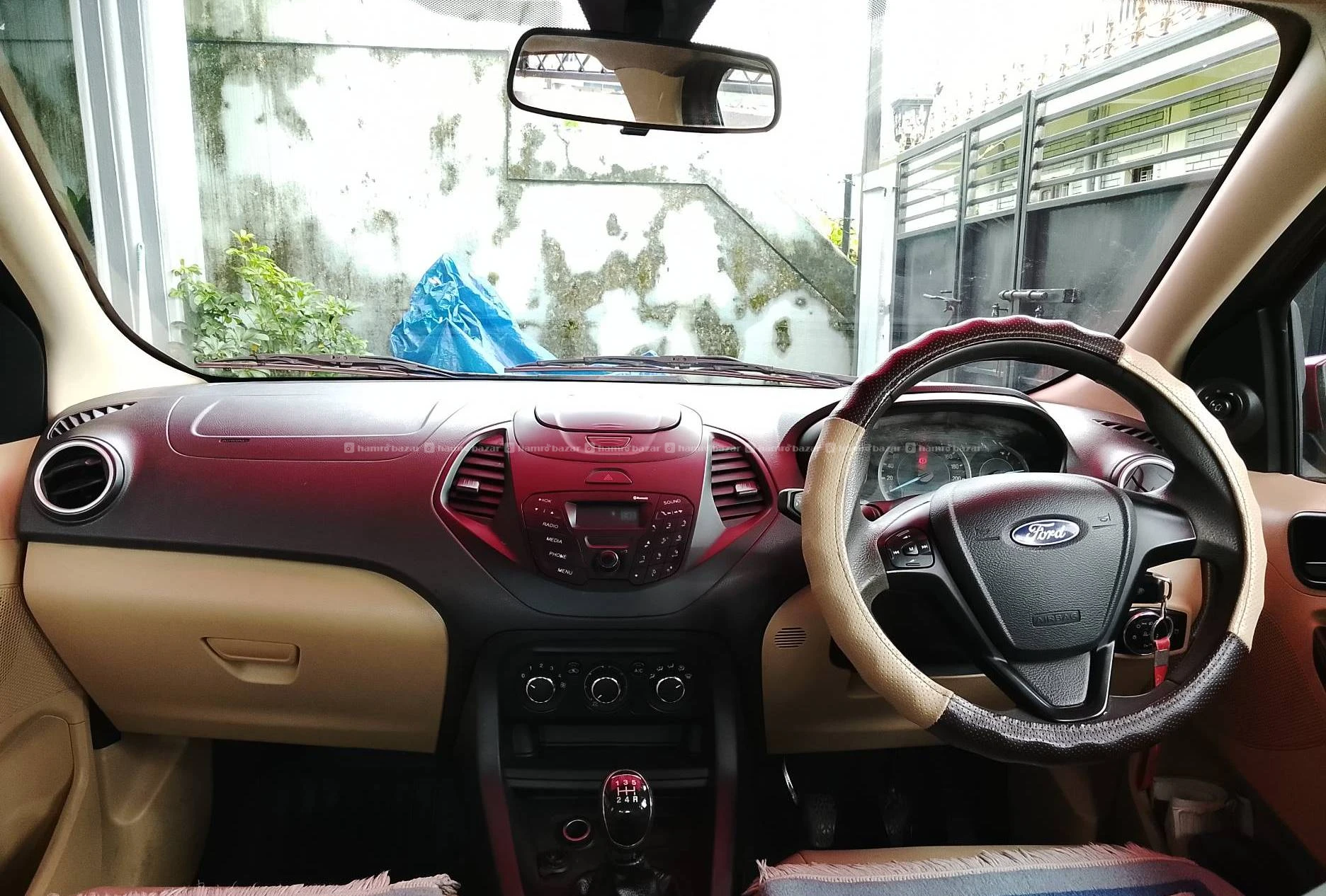 Single hand used car 3