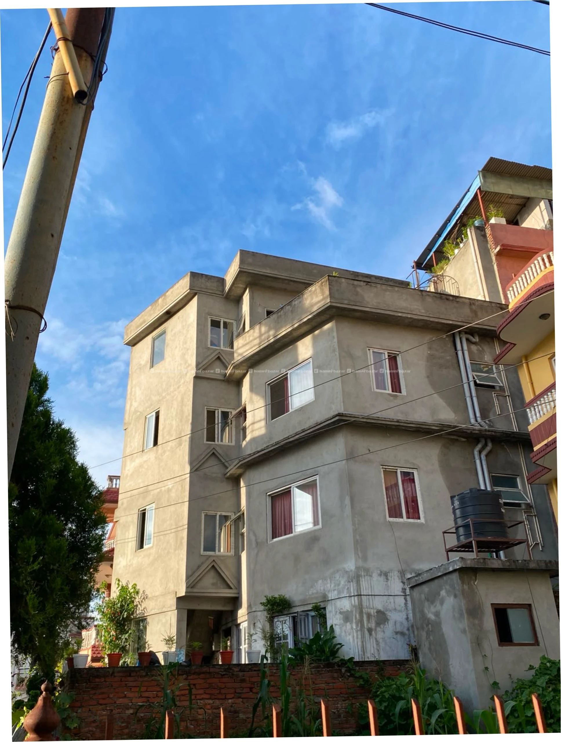 HOUSE FOR SALE 
PRIME LOCATION SANEPA 3