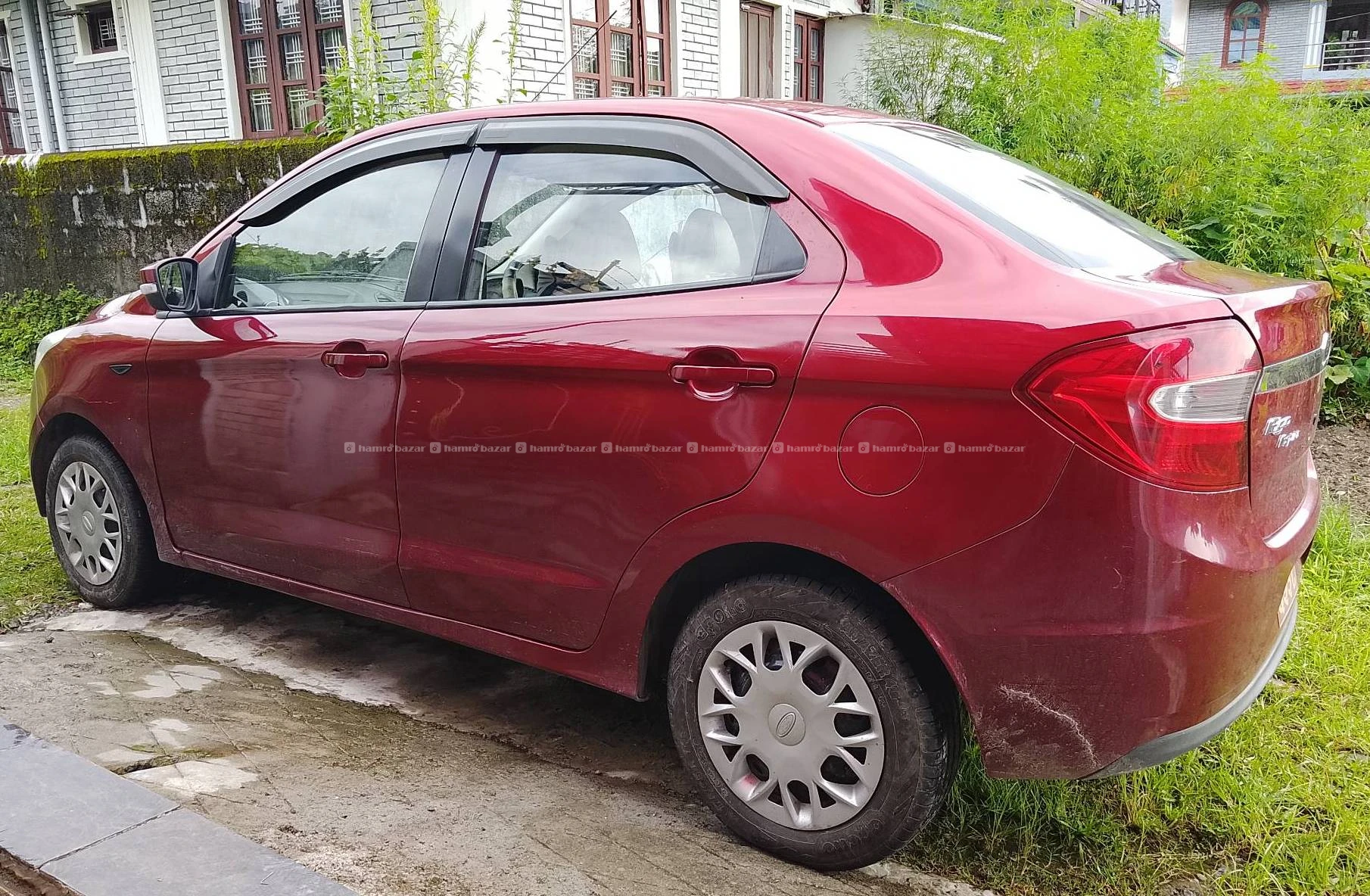 Single hand used car 2