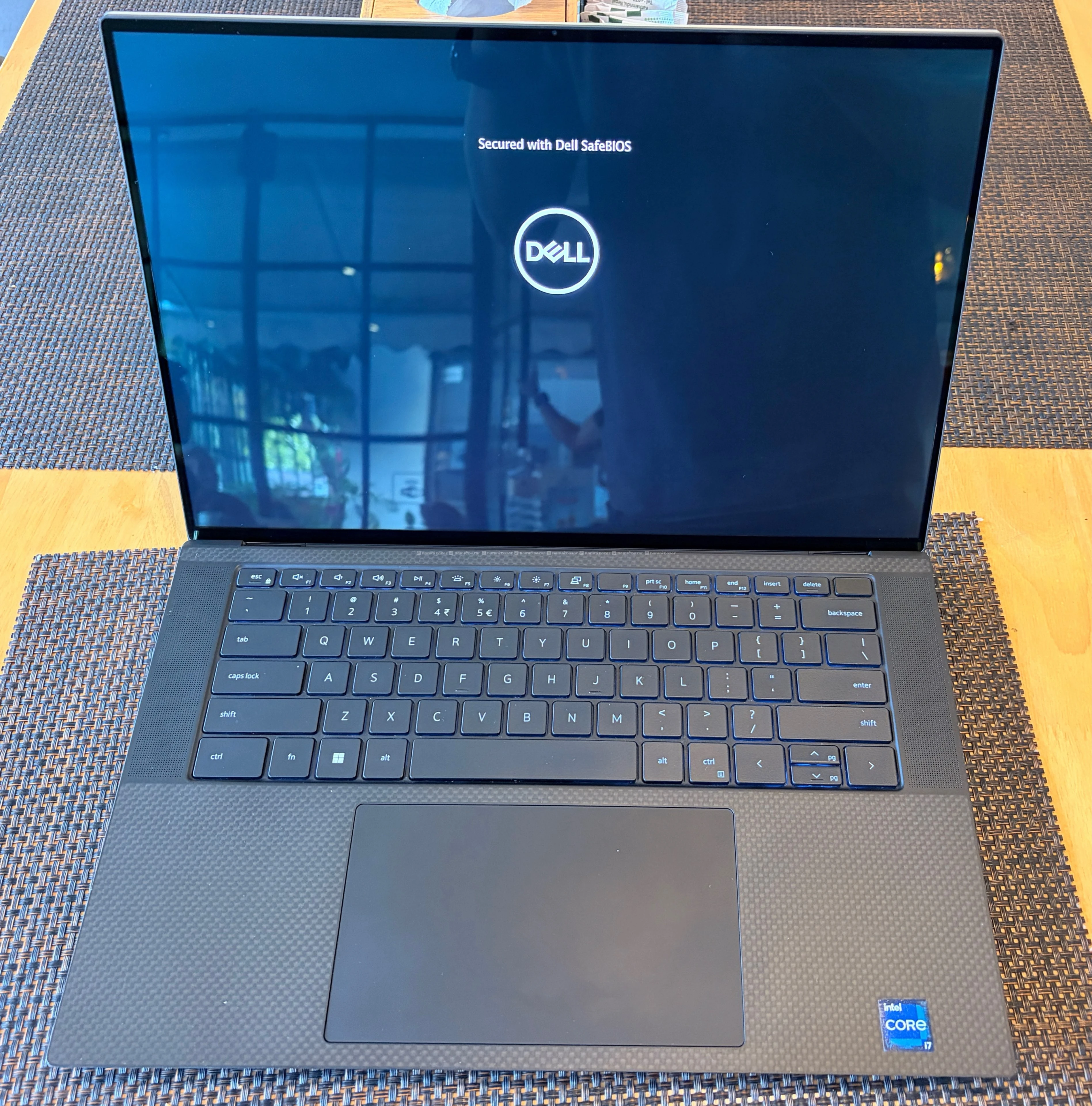 Dell XPS 15 9520 2