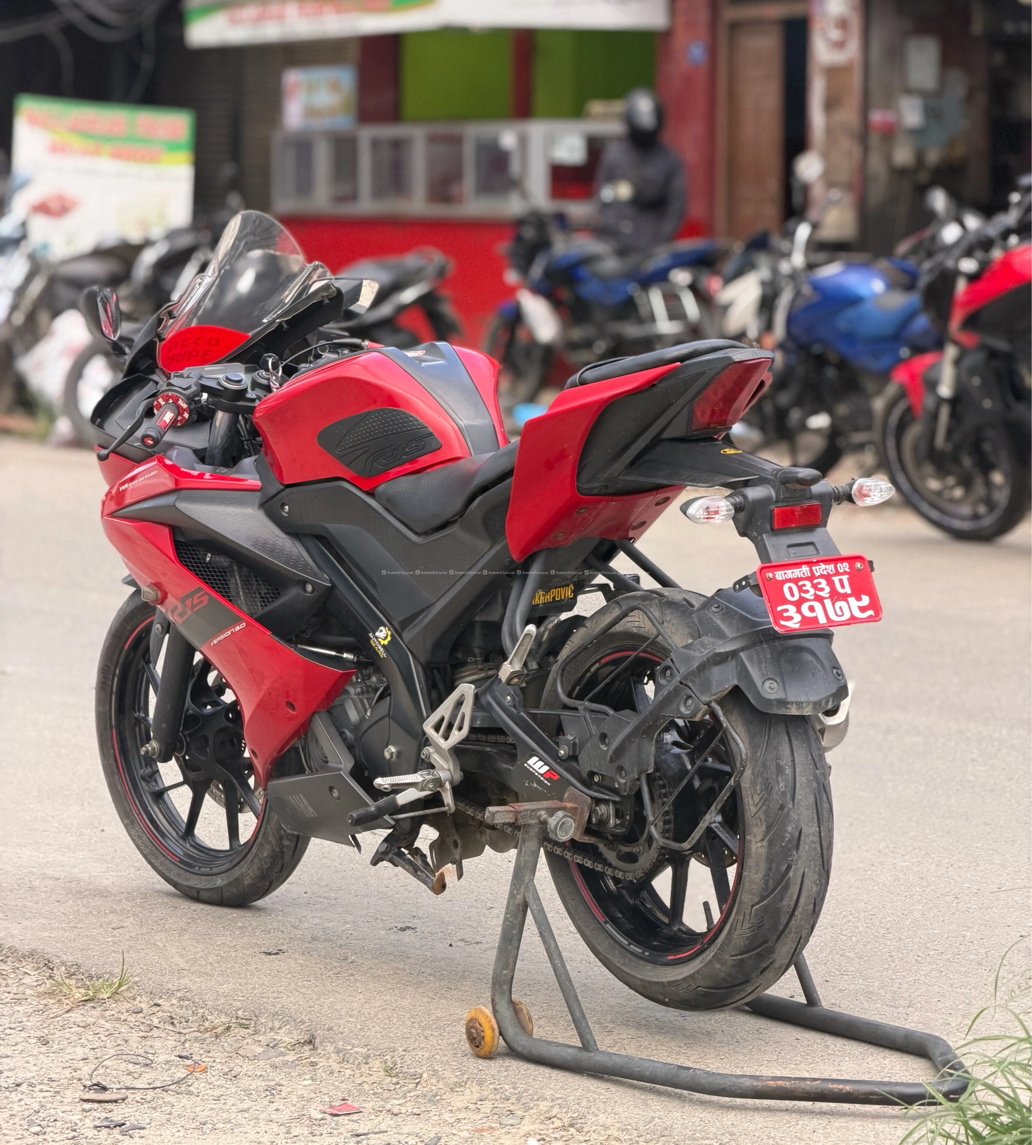 R15 v3 bs6 3