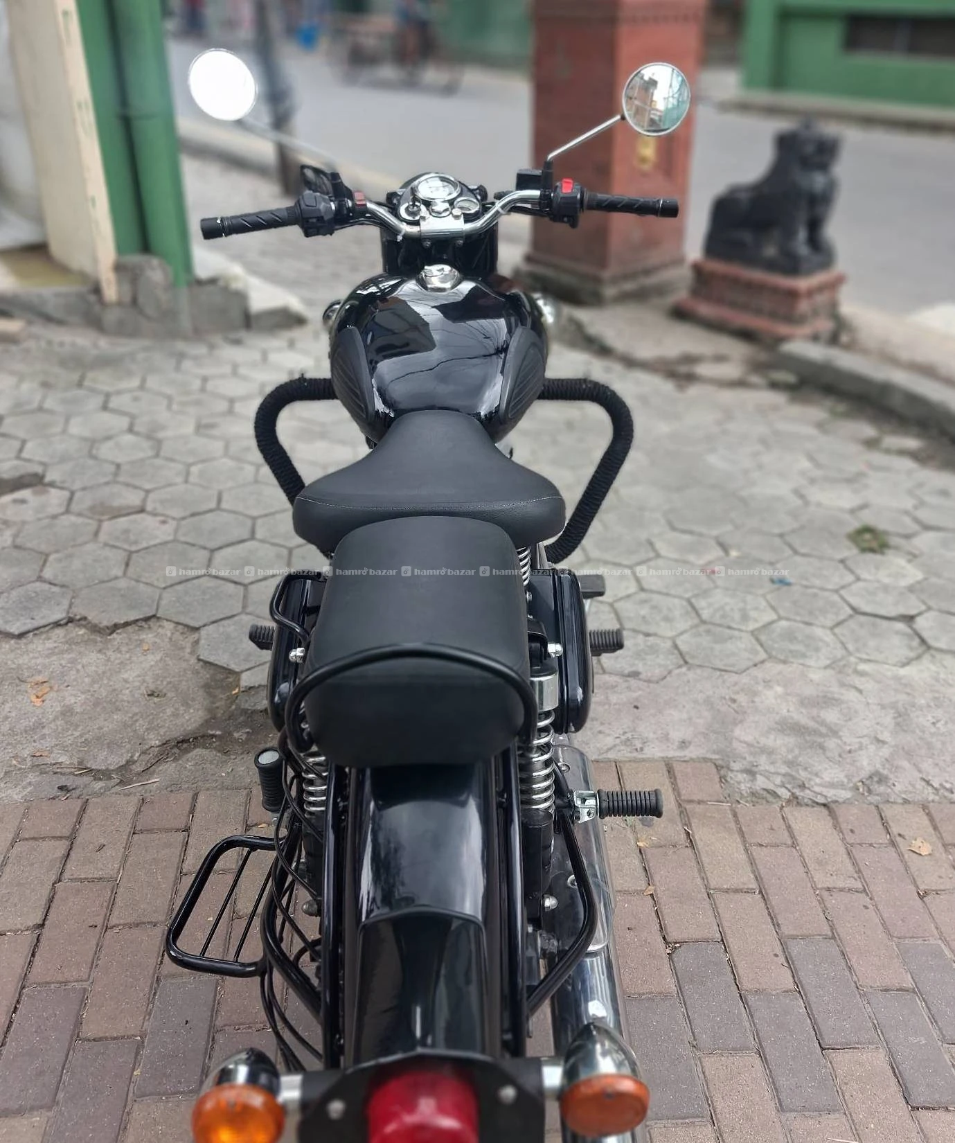 Royal Enfiled classic 350 one hand for sale 2