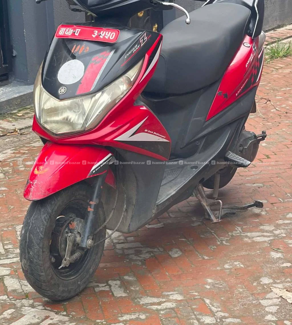 Yamaha Ray zr 67 lot super fresh condition onsell 2