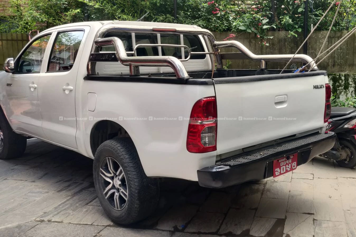 Hilux 2012 July imported 2