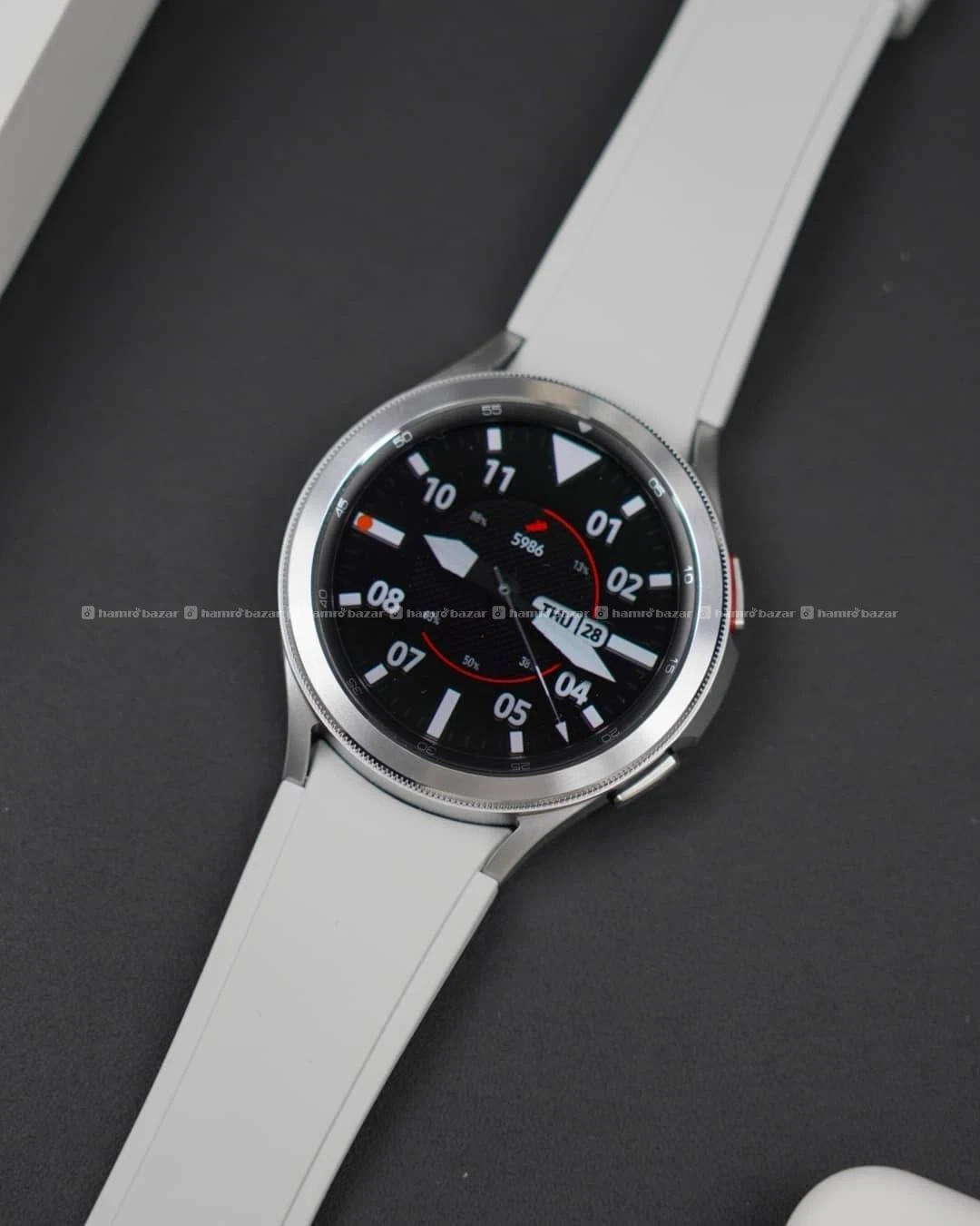 Samsung Galaxy Watch4 Classic (42mm) - Silver 3