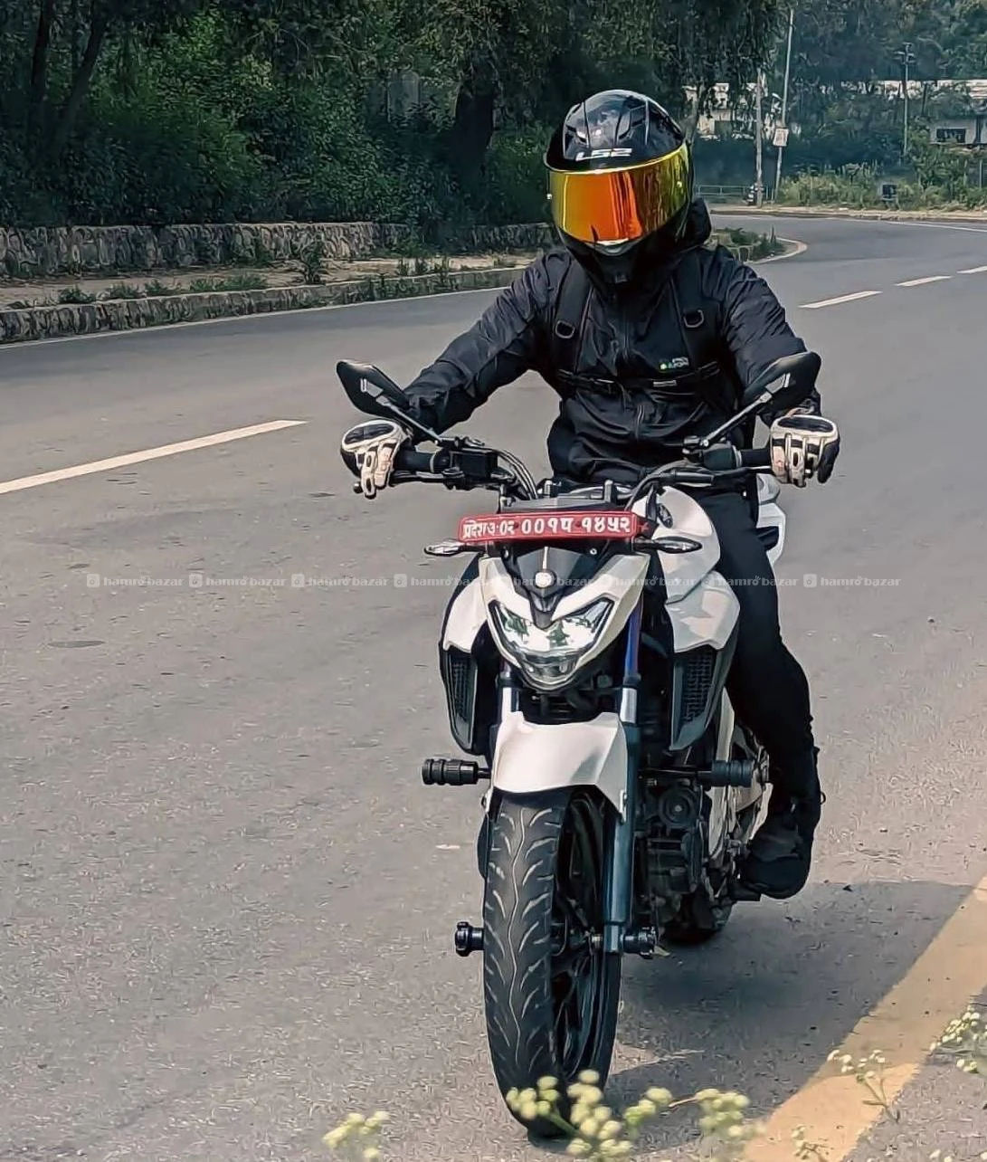 Urgent sell!! FZ 250 
Fresh condition. 2