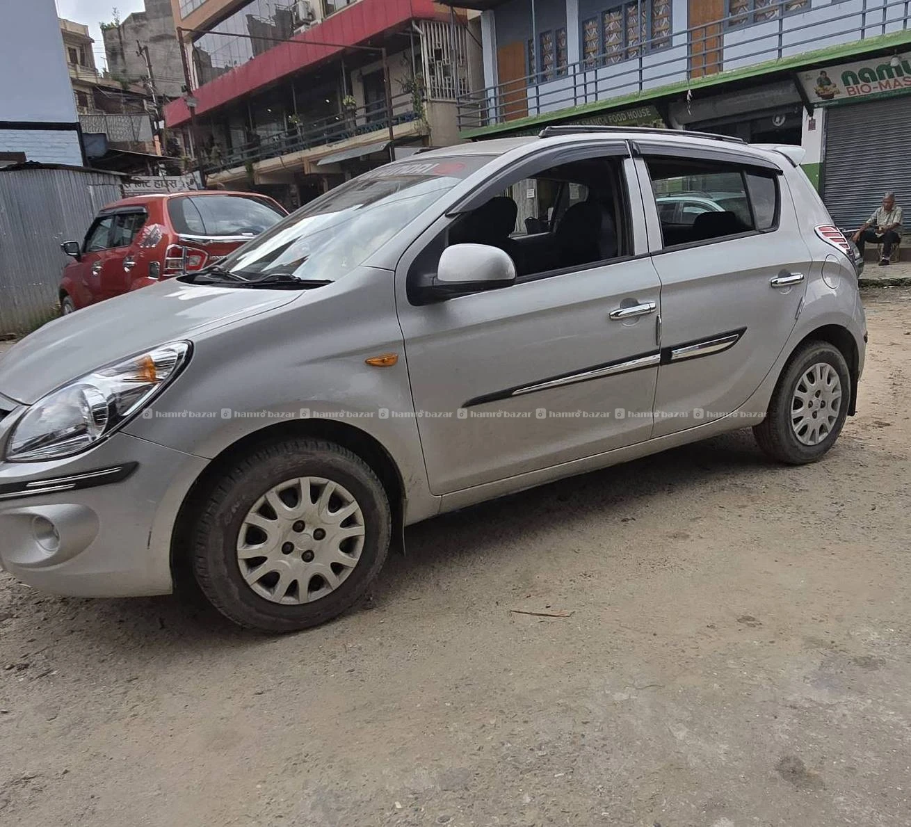 Hyundai i20 magna 2010 model 2