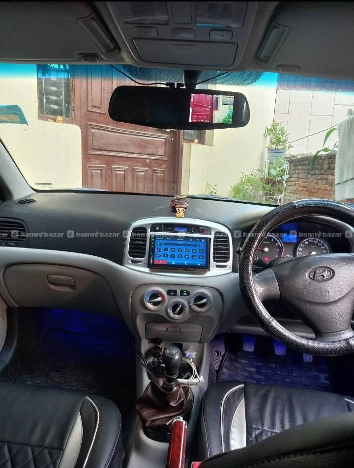 Hyundai accent  2011 2