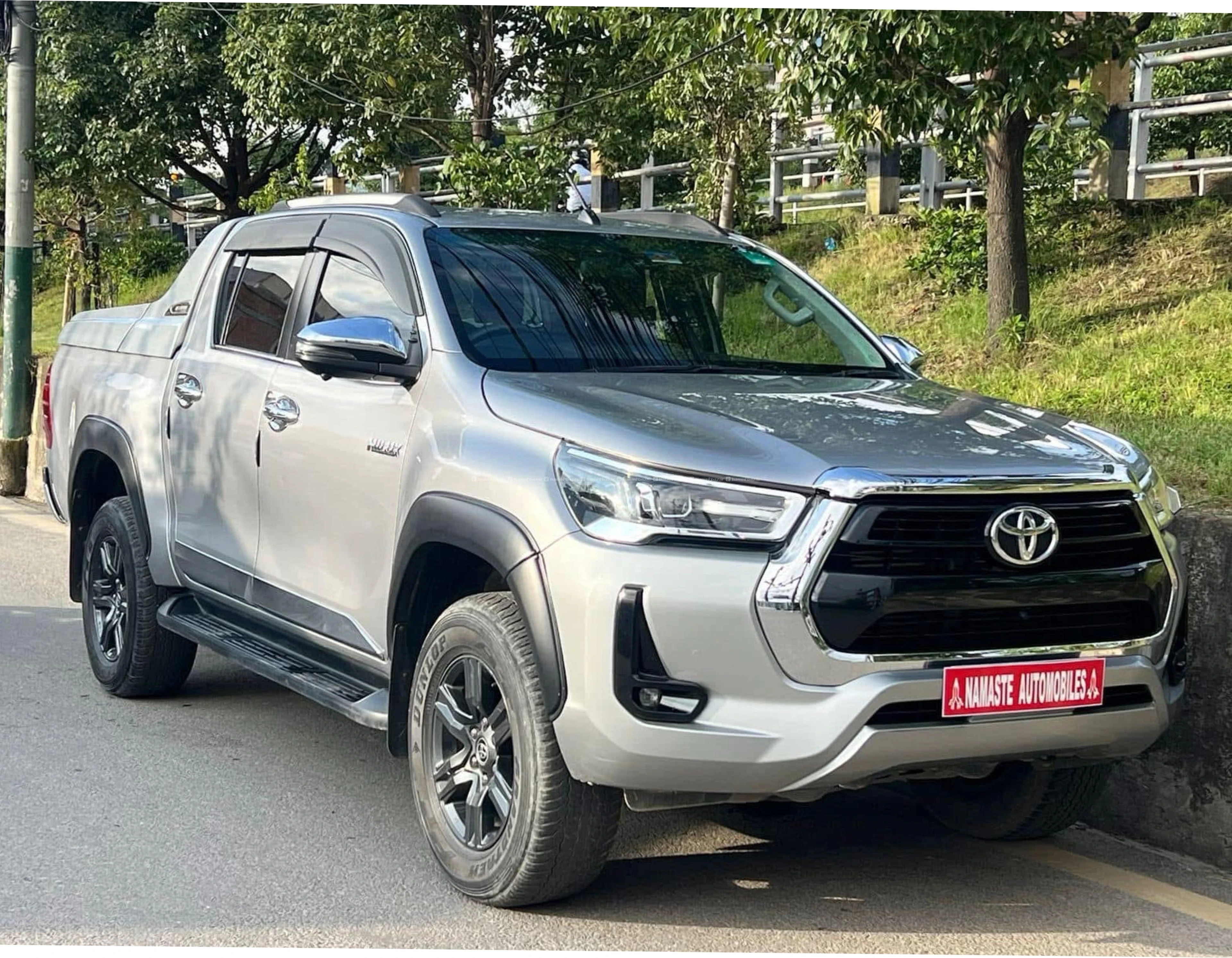 Toyota hilux
Model 2021
Single hand
Nbr:9851944306 4