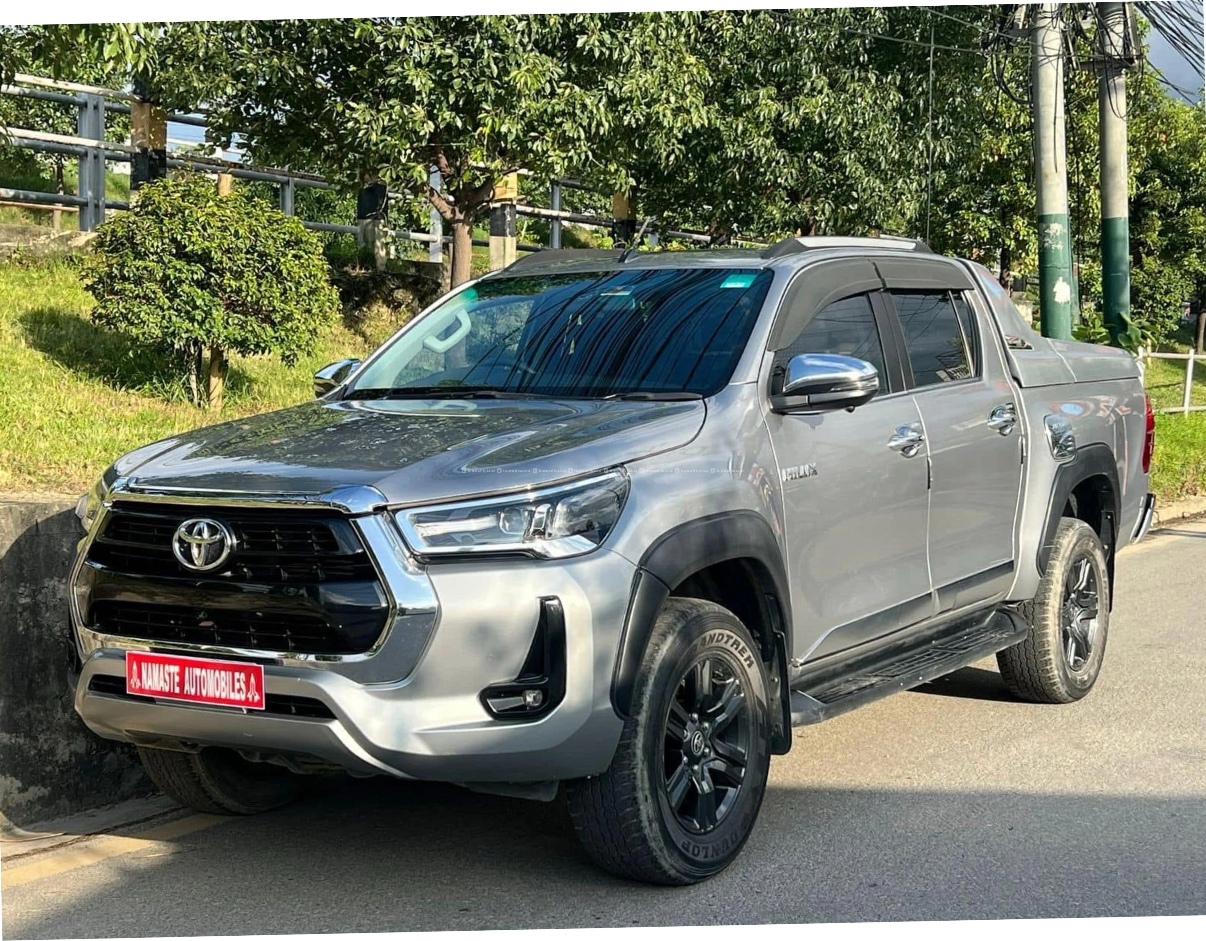 Toyota hilux
Model 2021
Single hand
Nbr:9851944306 2