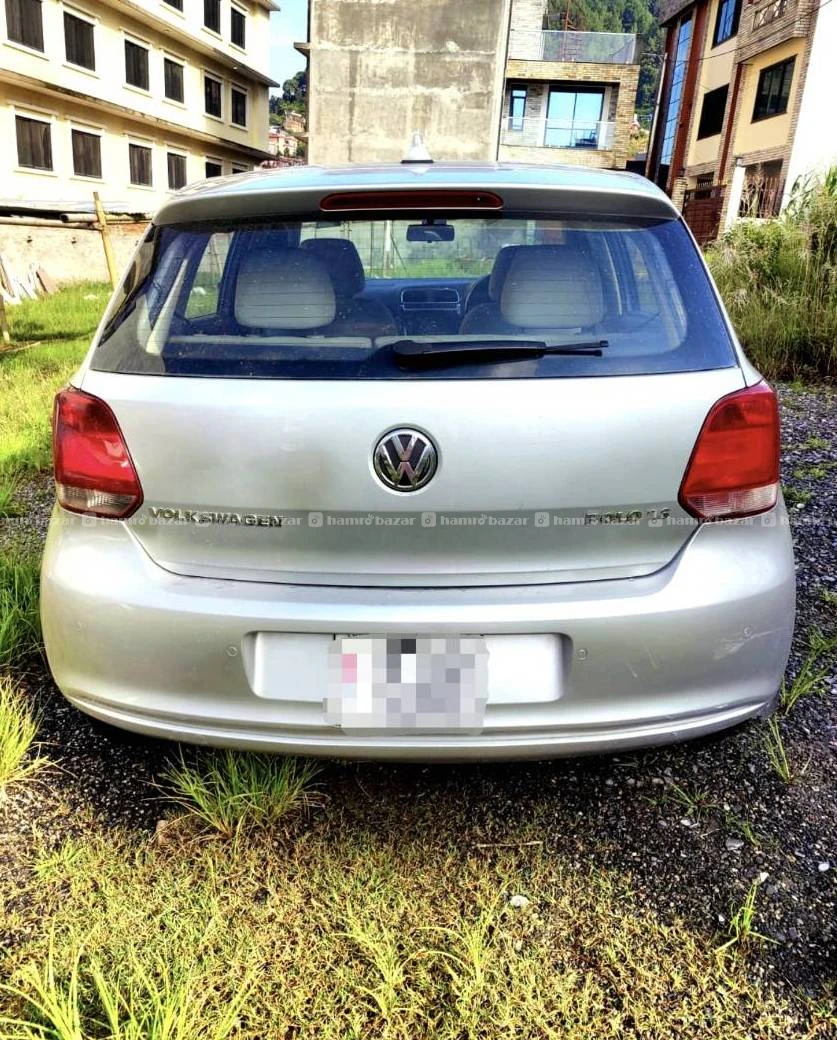 Volkswagen Polo Highline 1.6 full option 3