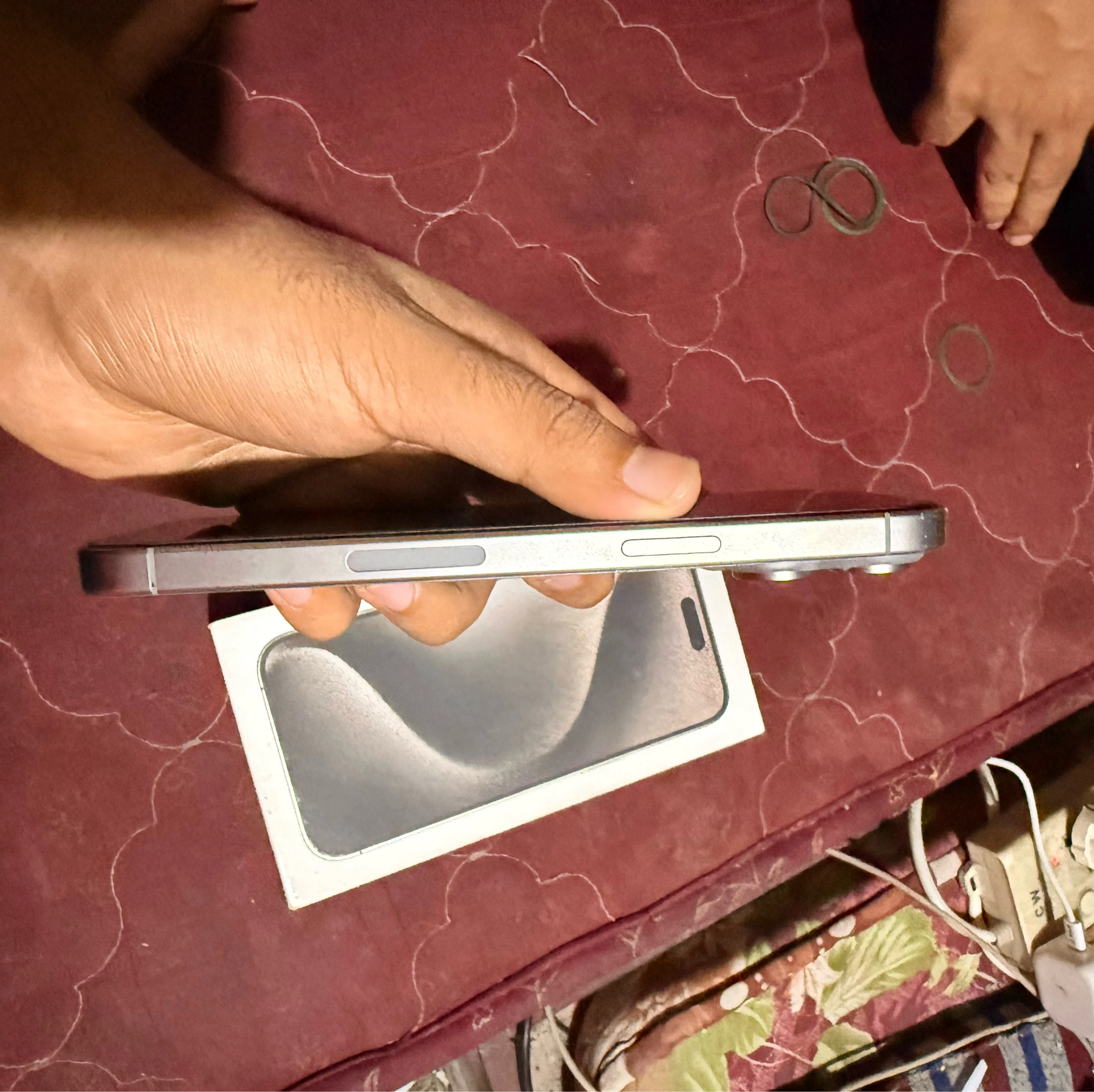 iPhone 15 pro max 2