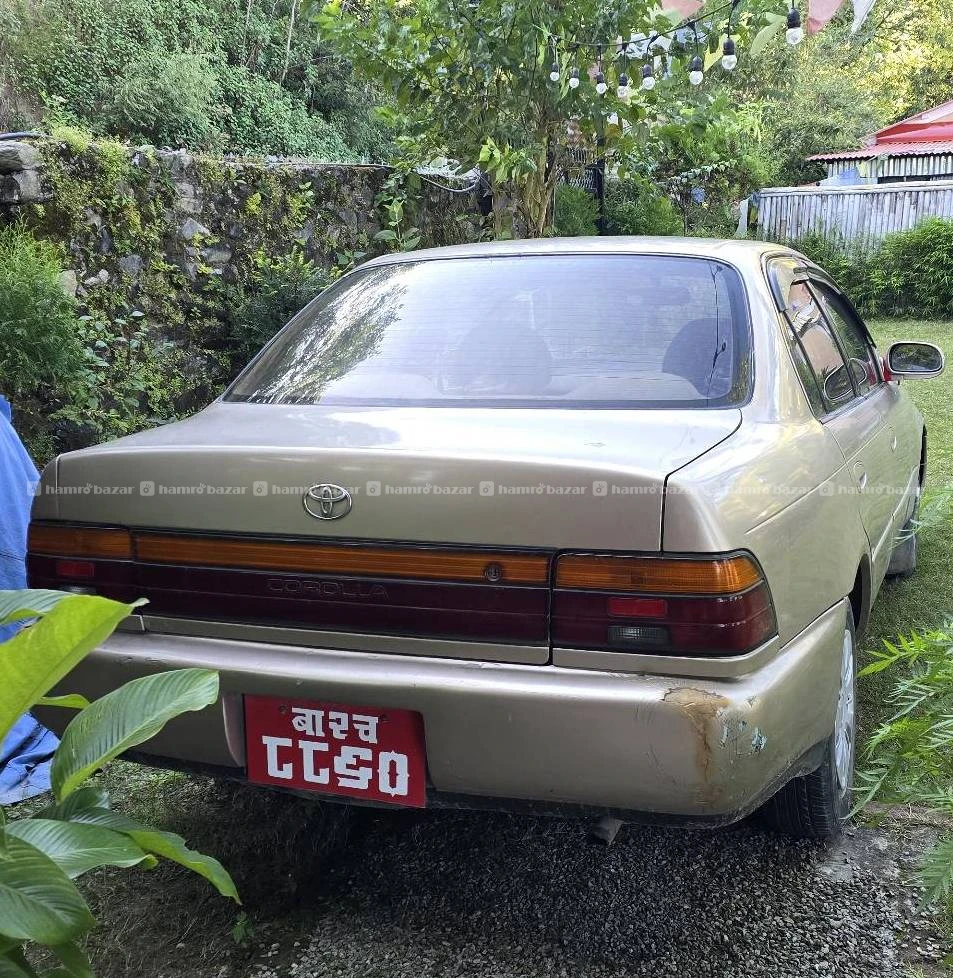 Toyota Corolla 1.5L EFI 1991 Low kms + headlight 4