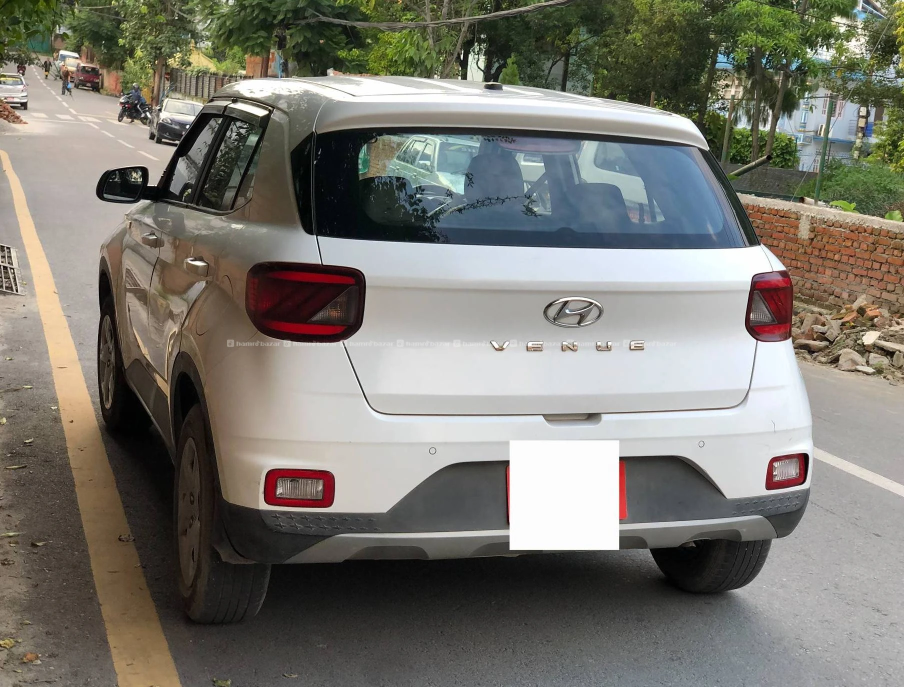 Single handed Hyundai Venue E 2021 on sale 8
