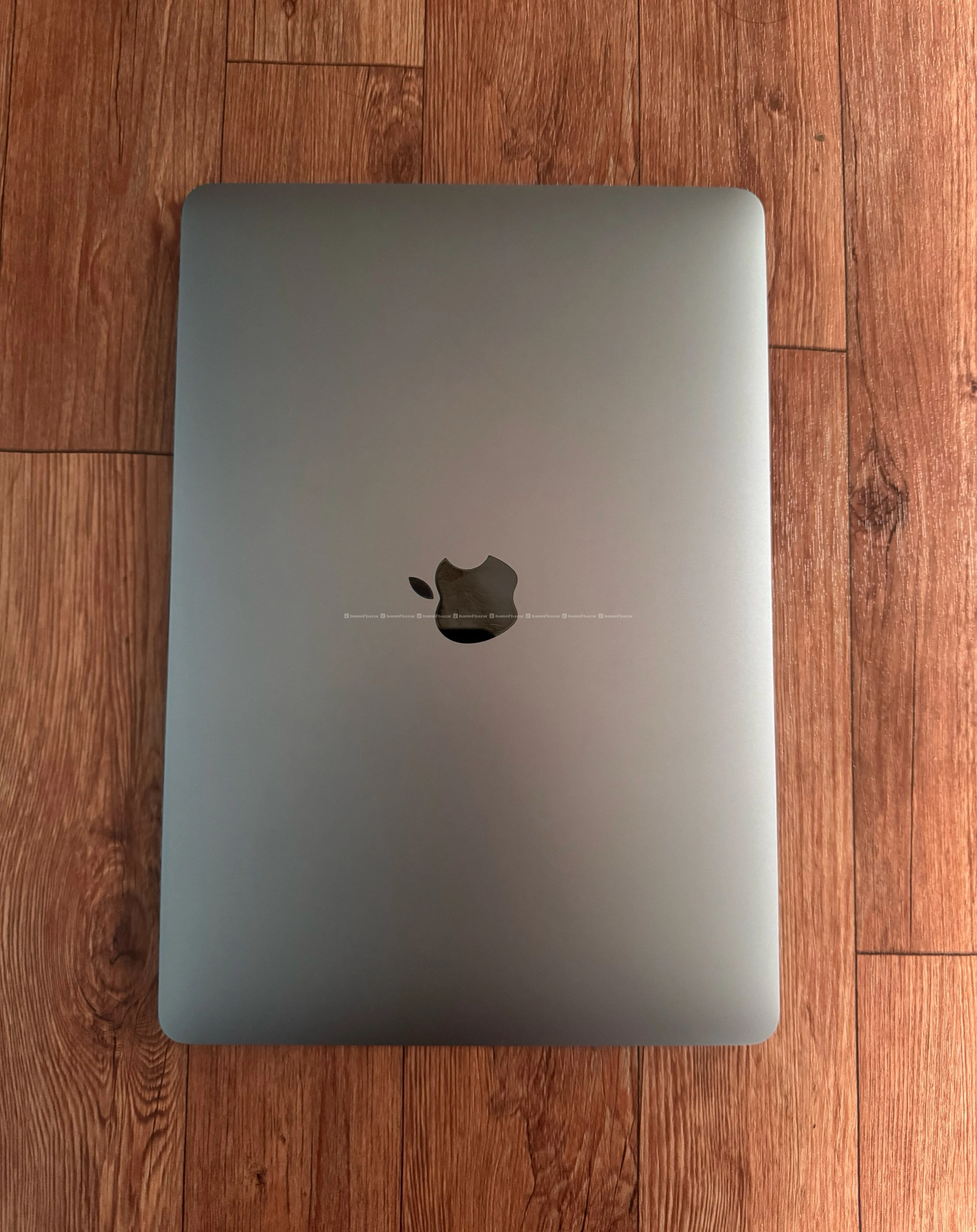 Macbook air m1 - brand newlike condition 2