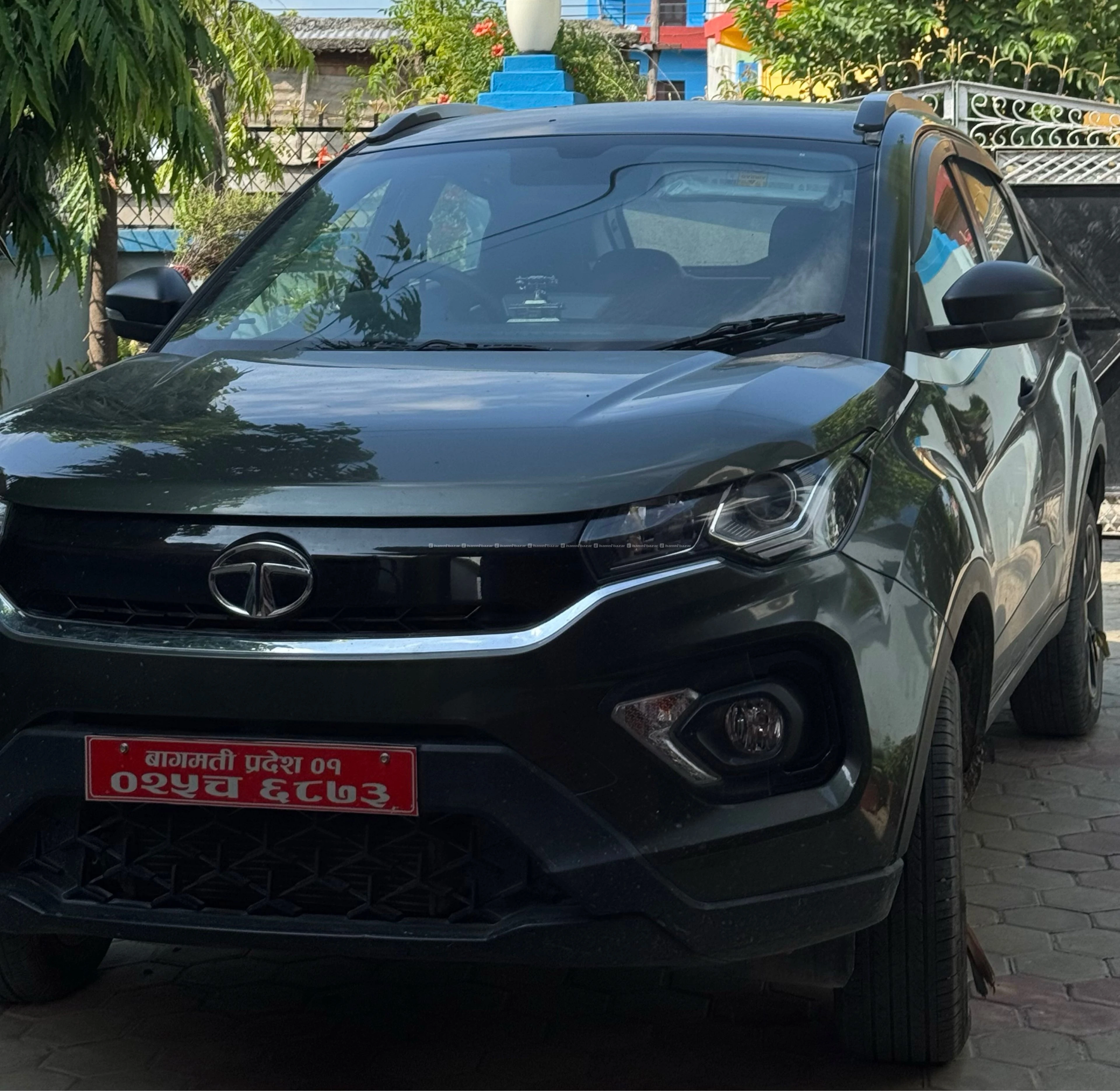 Tata nexon xe 2021 petrol 2