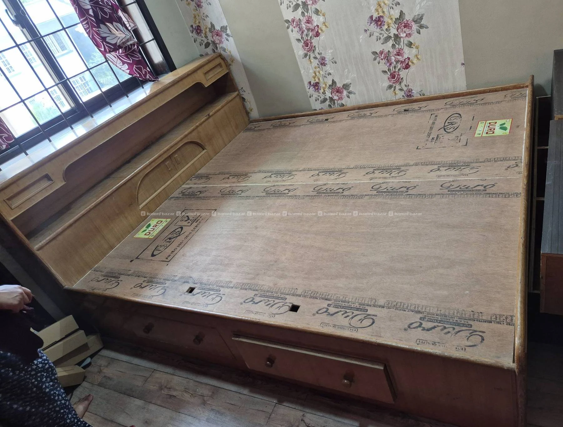 King size bed with matress of high quality wood 2