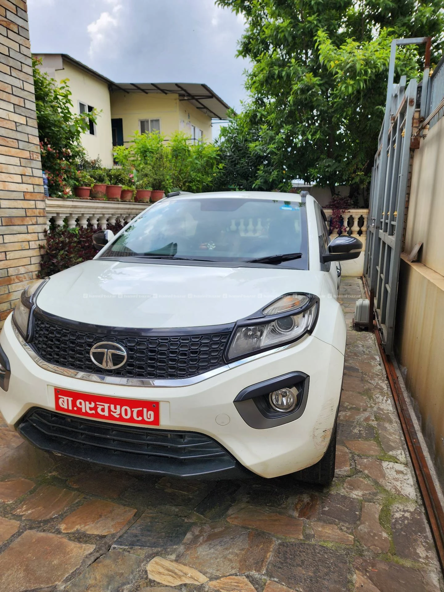 Excellent Condition Nexon Xz+ Diesel 2
