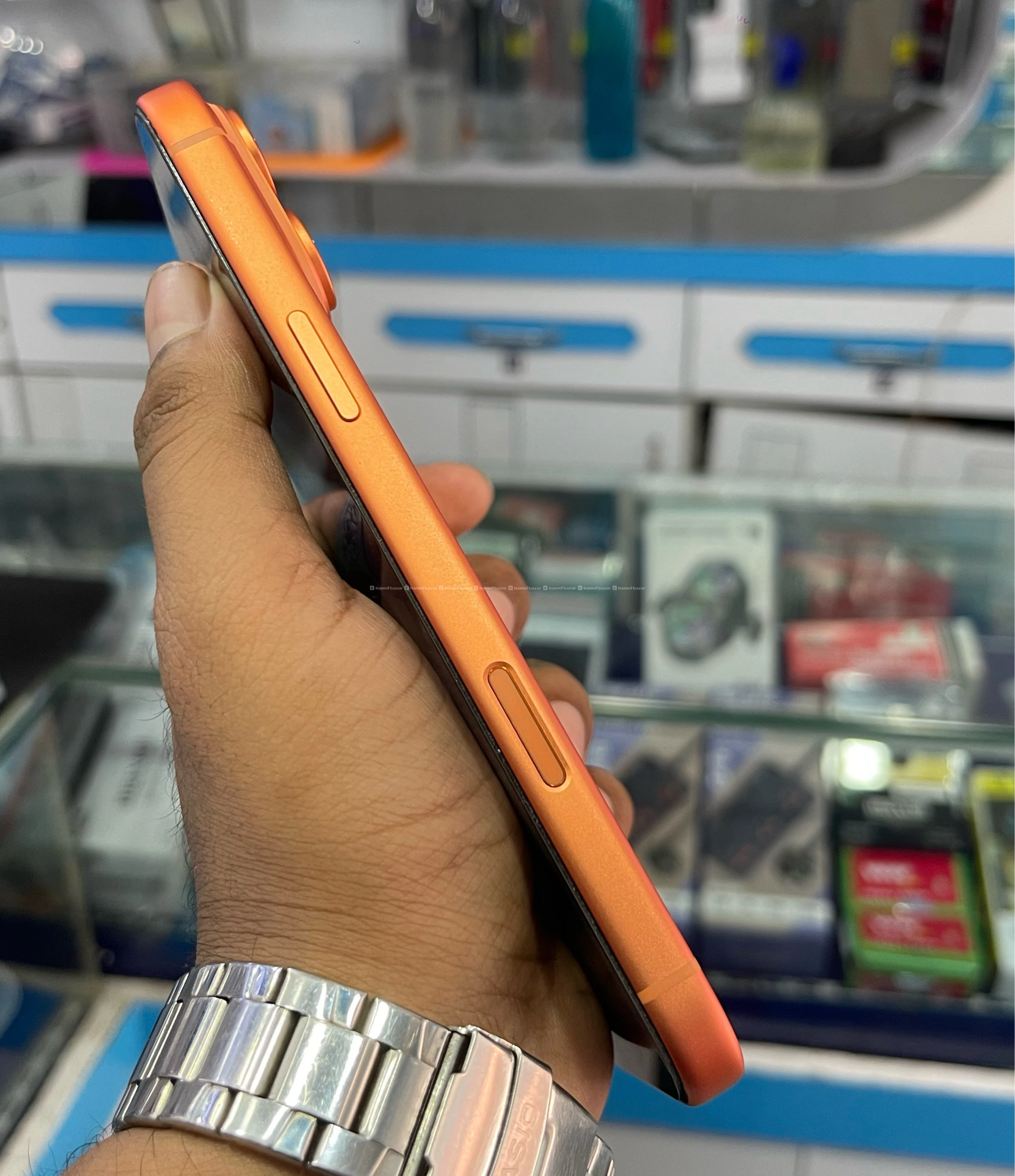 iPhone 17 pro max physical sim 5