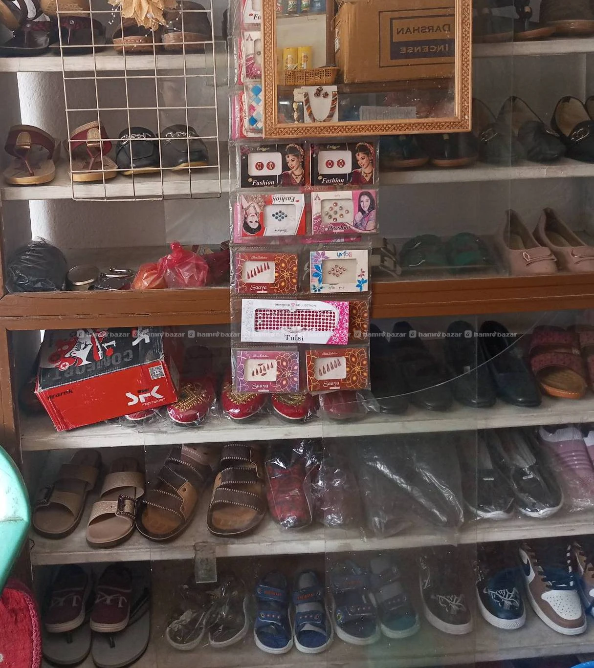 Tokha maa ladies Jutta Ra cosmetics Pasal bikrima 2