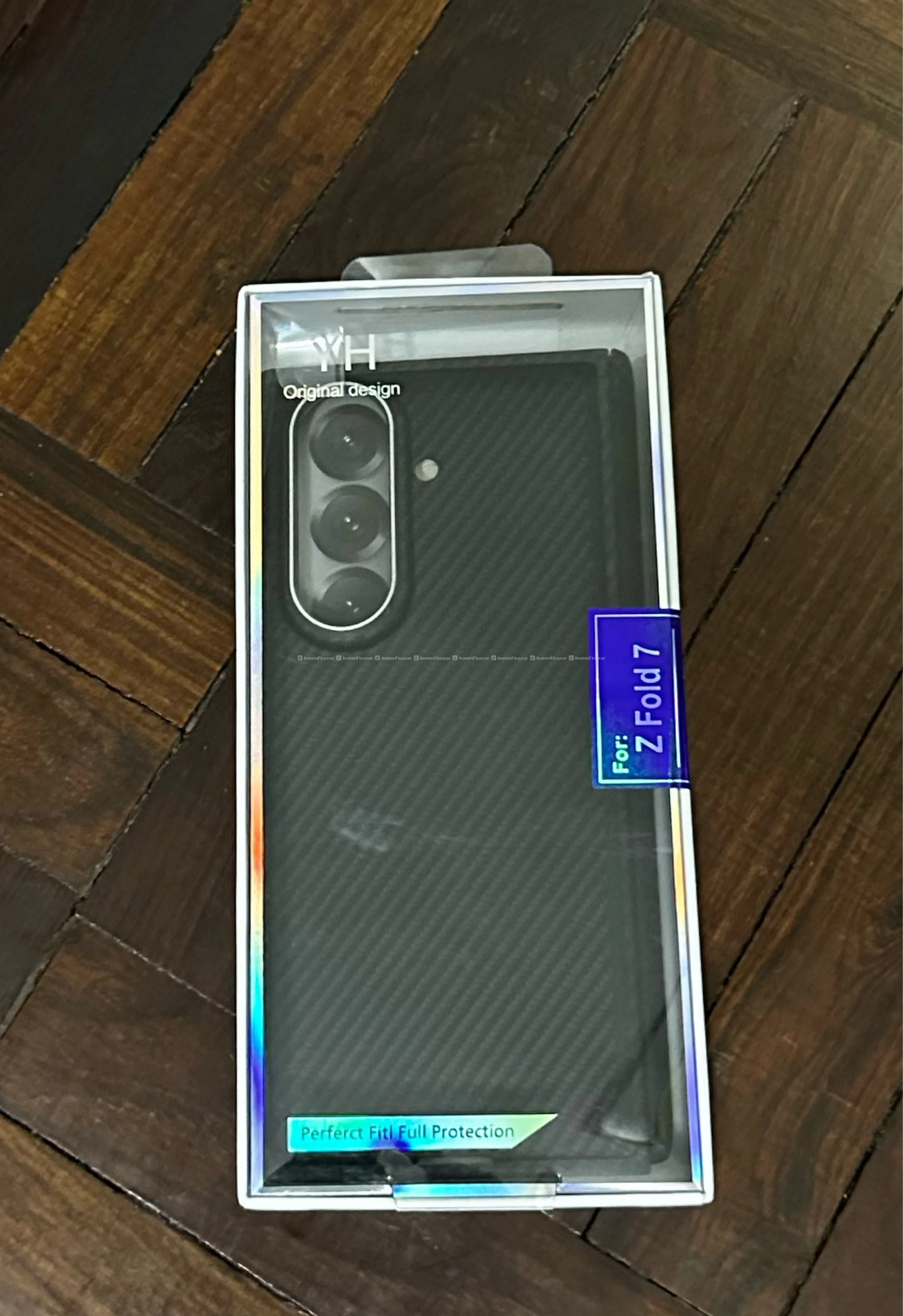 Carbon fiber cover of Samsung ( Z Fold 7 ). 3