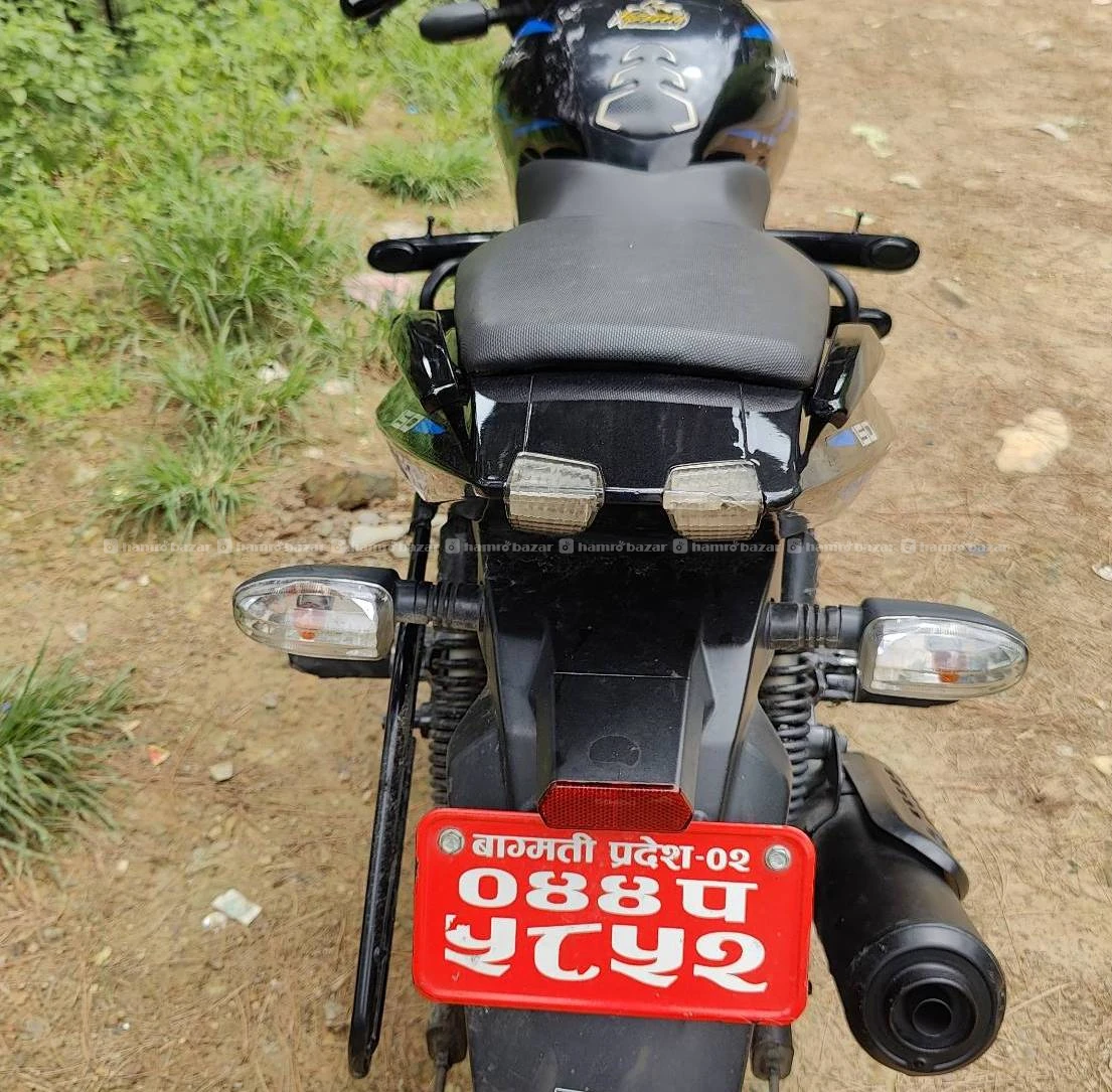 Bajaj 4