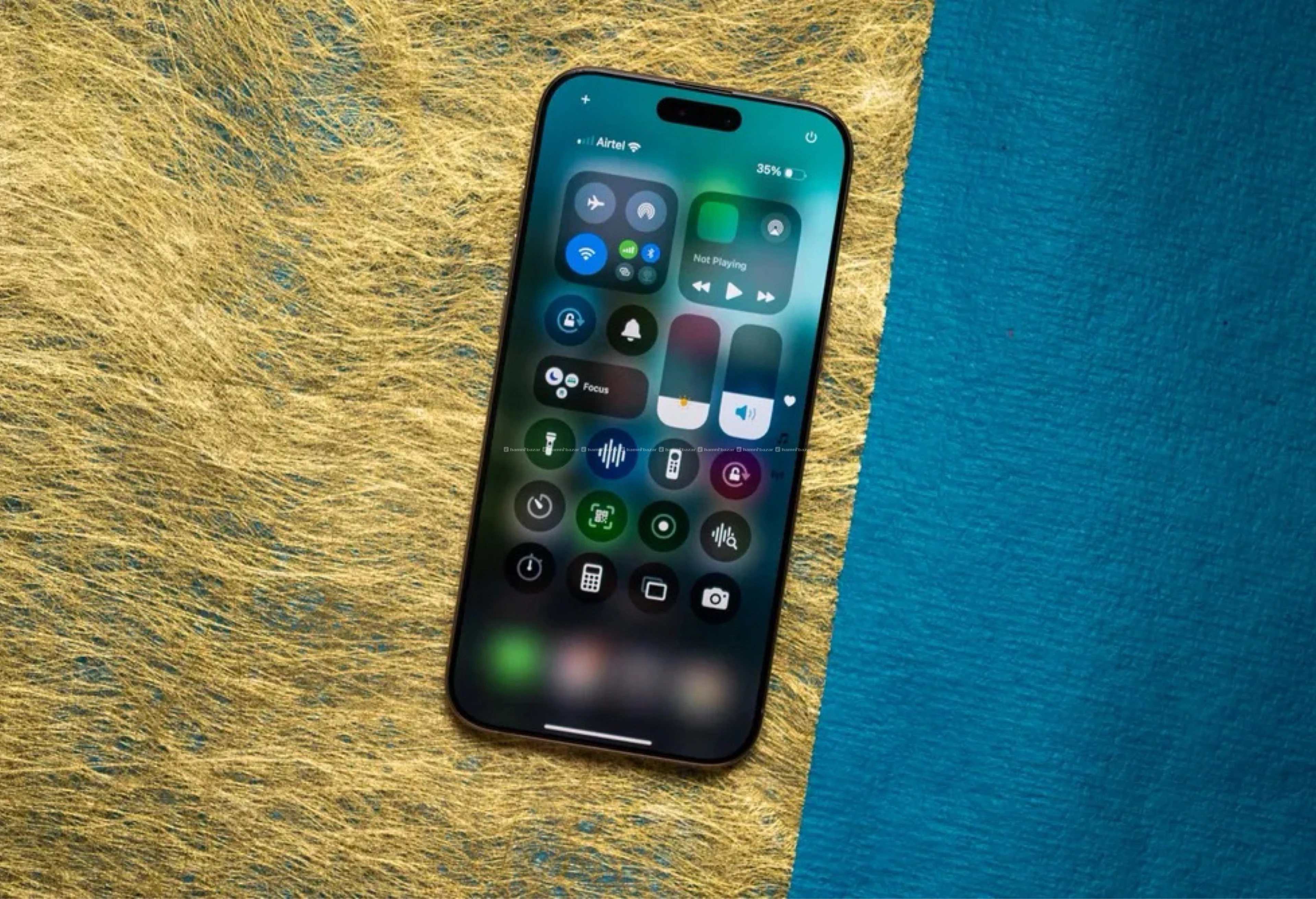 iPhone 16 pro 3