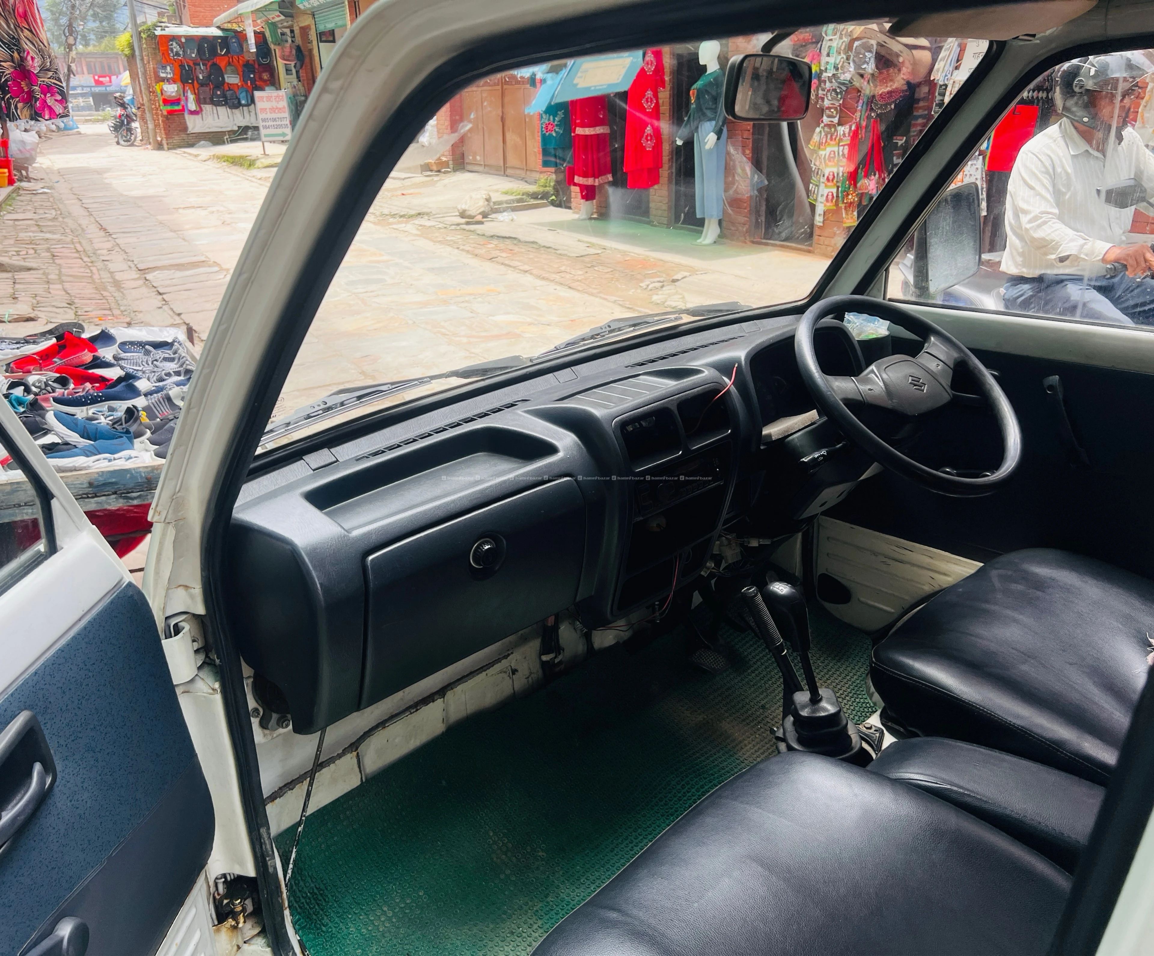 maruti cargo van 4
