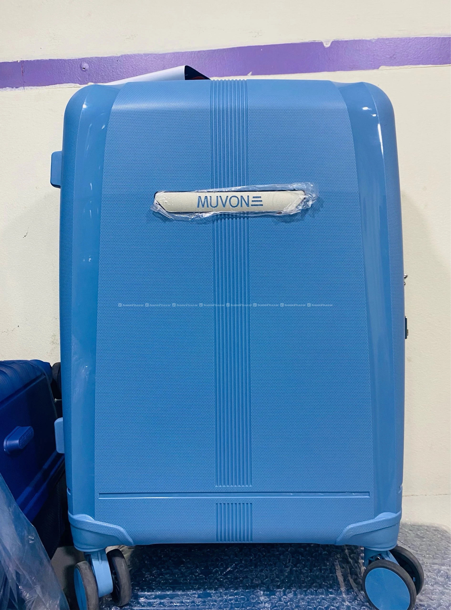 Suitcase (20,24,28)inch 4