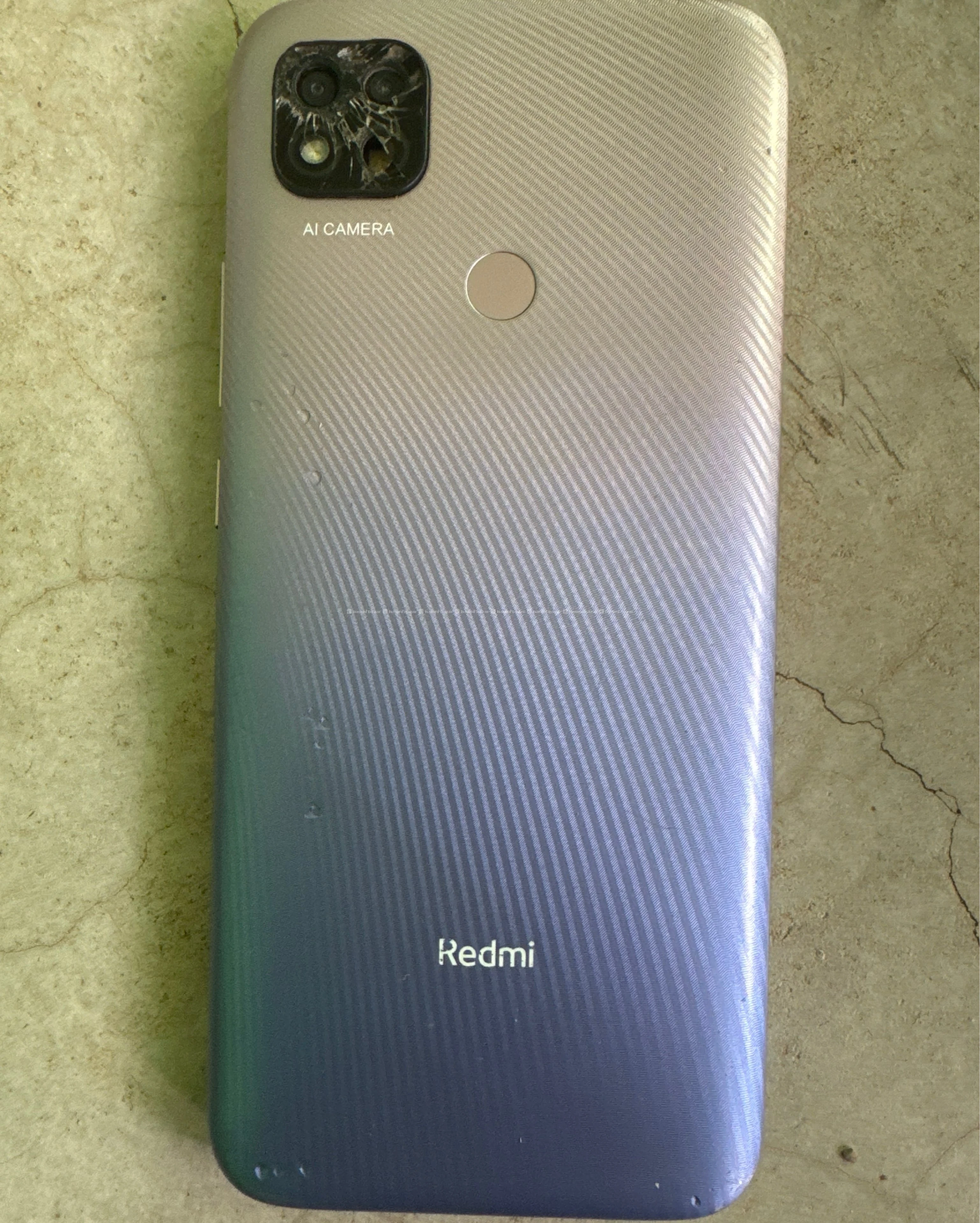 Redmi 9 6/128gb at the best selling pirce. 2