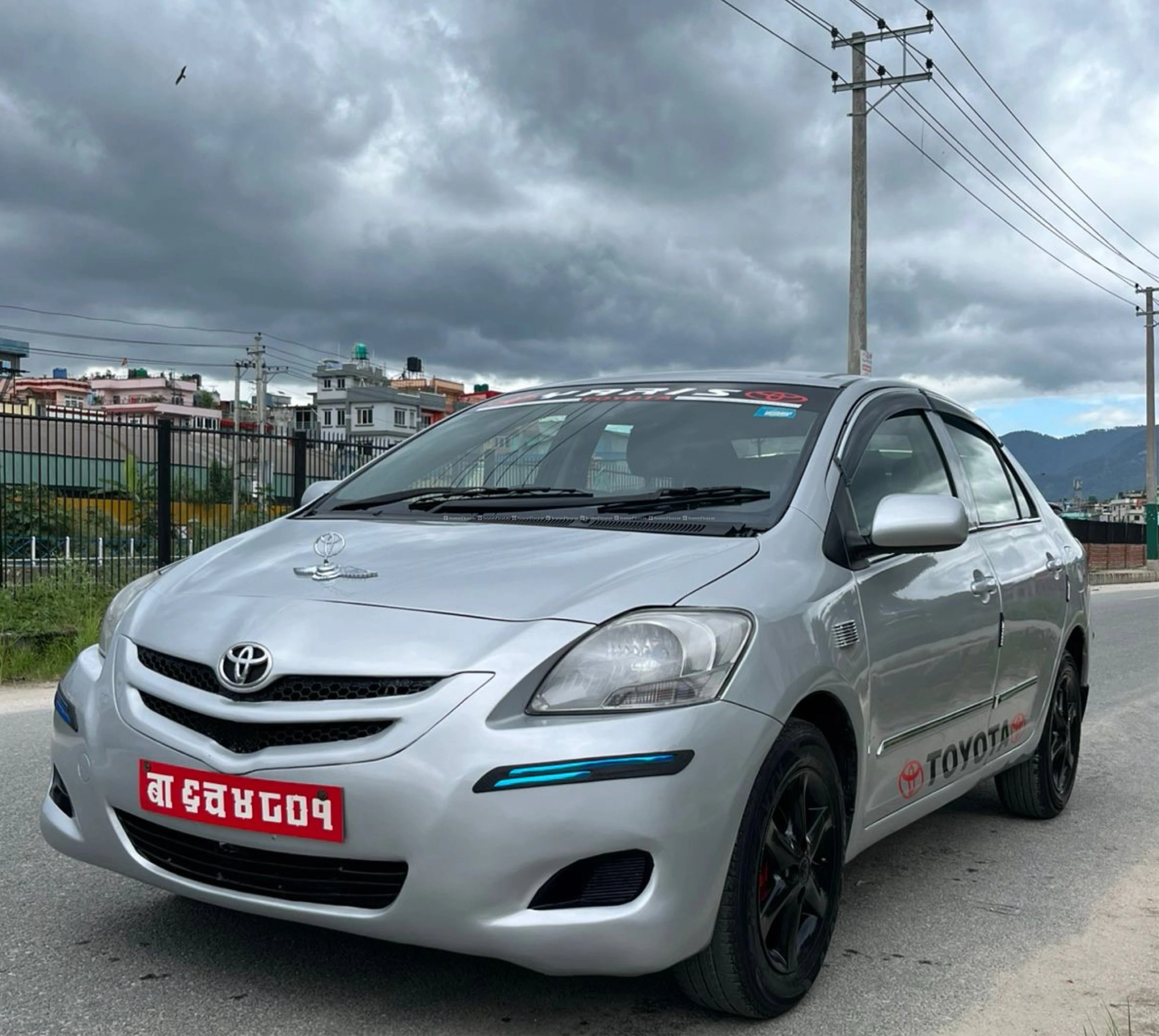 Toyota yaris 4