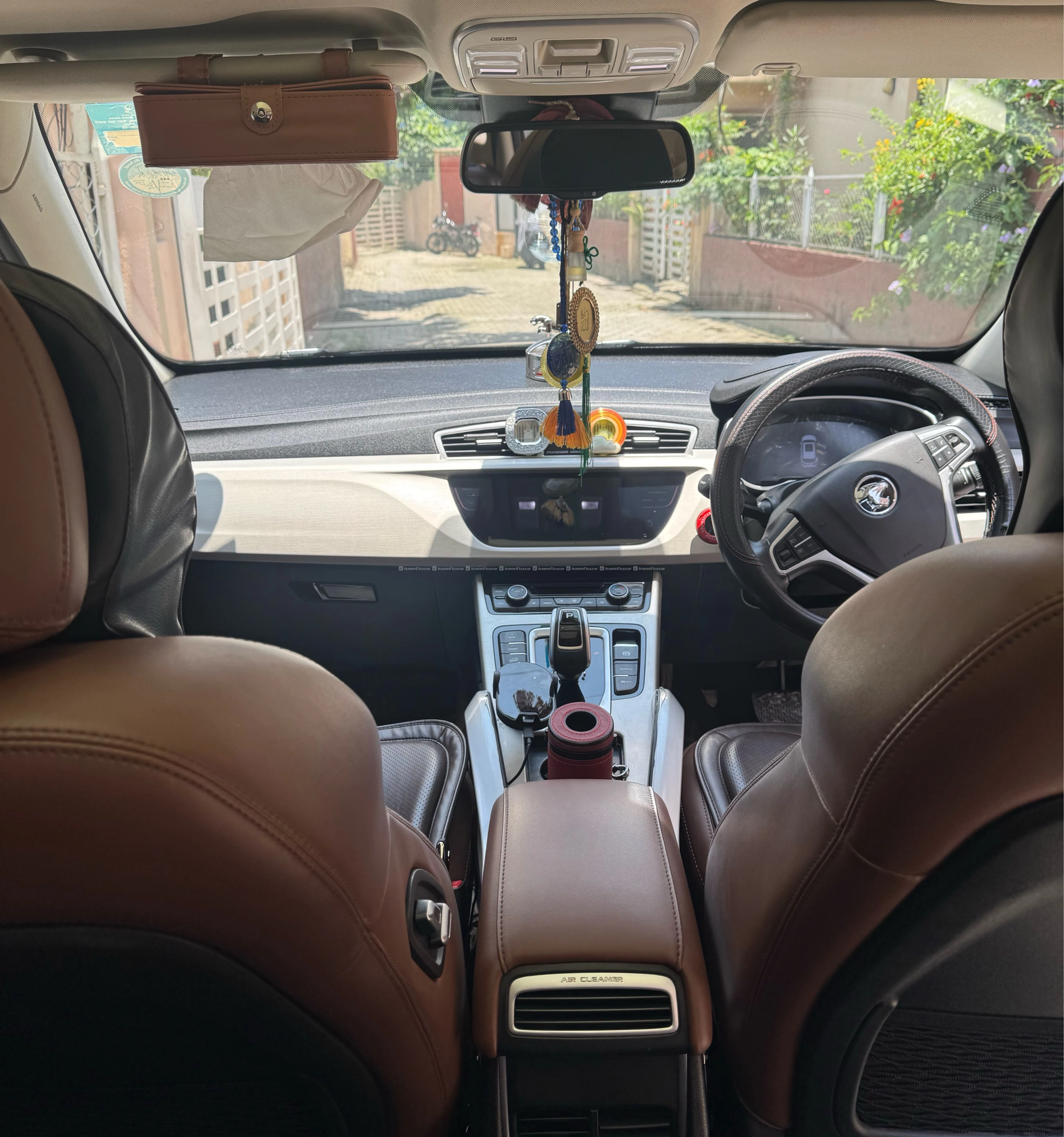 PROTON X70 Premium 2