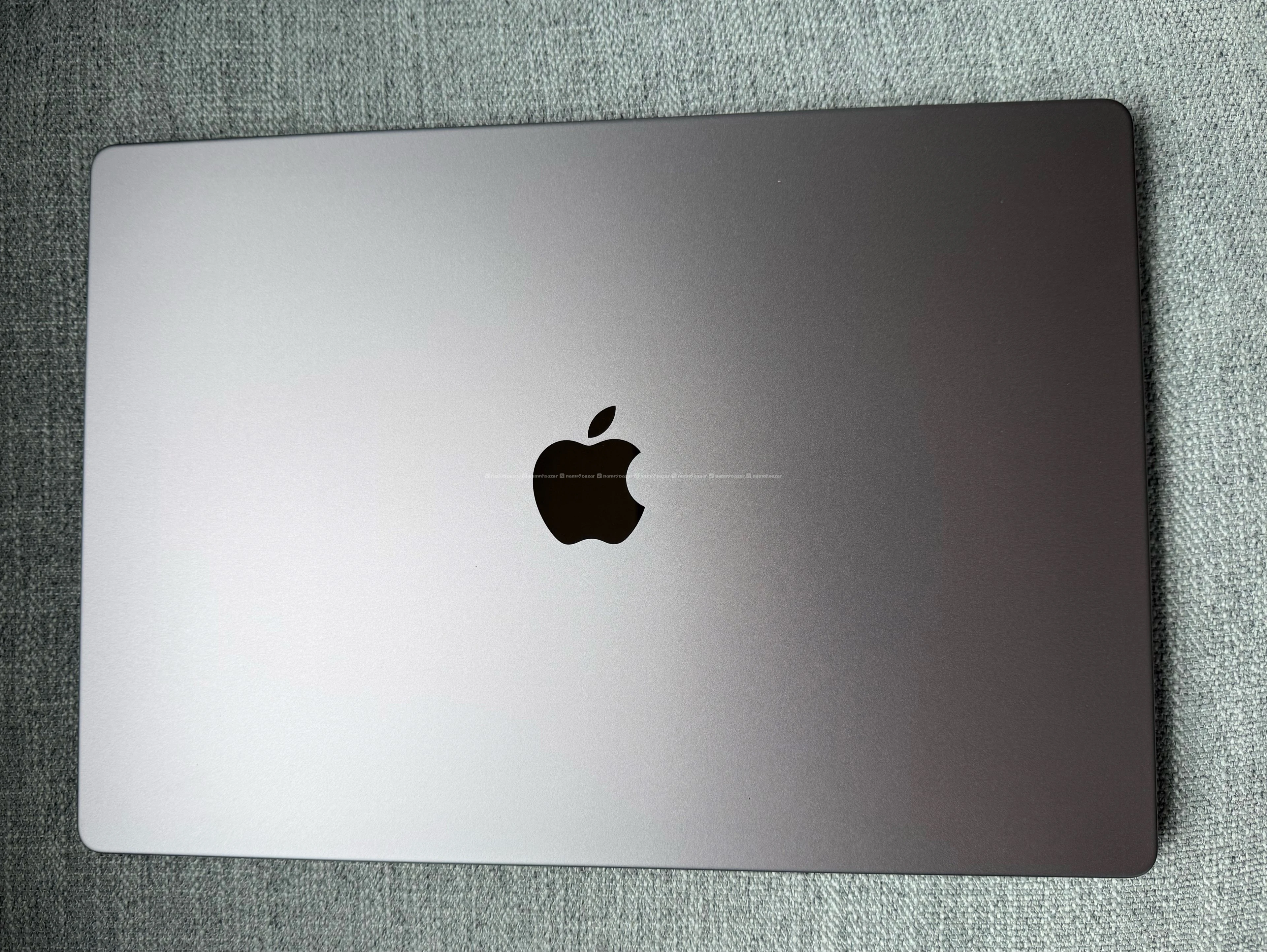 MacBook Pro 16" M2 Pro, 16GB, 1TB,
23 Cycles 5
