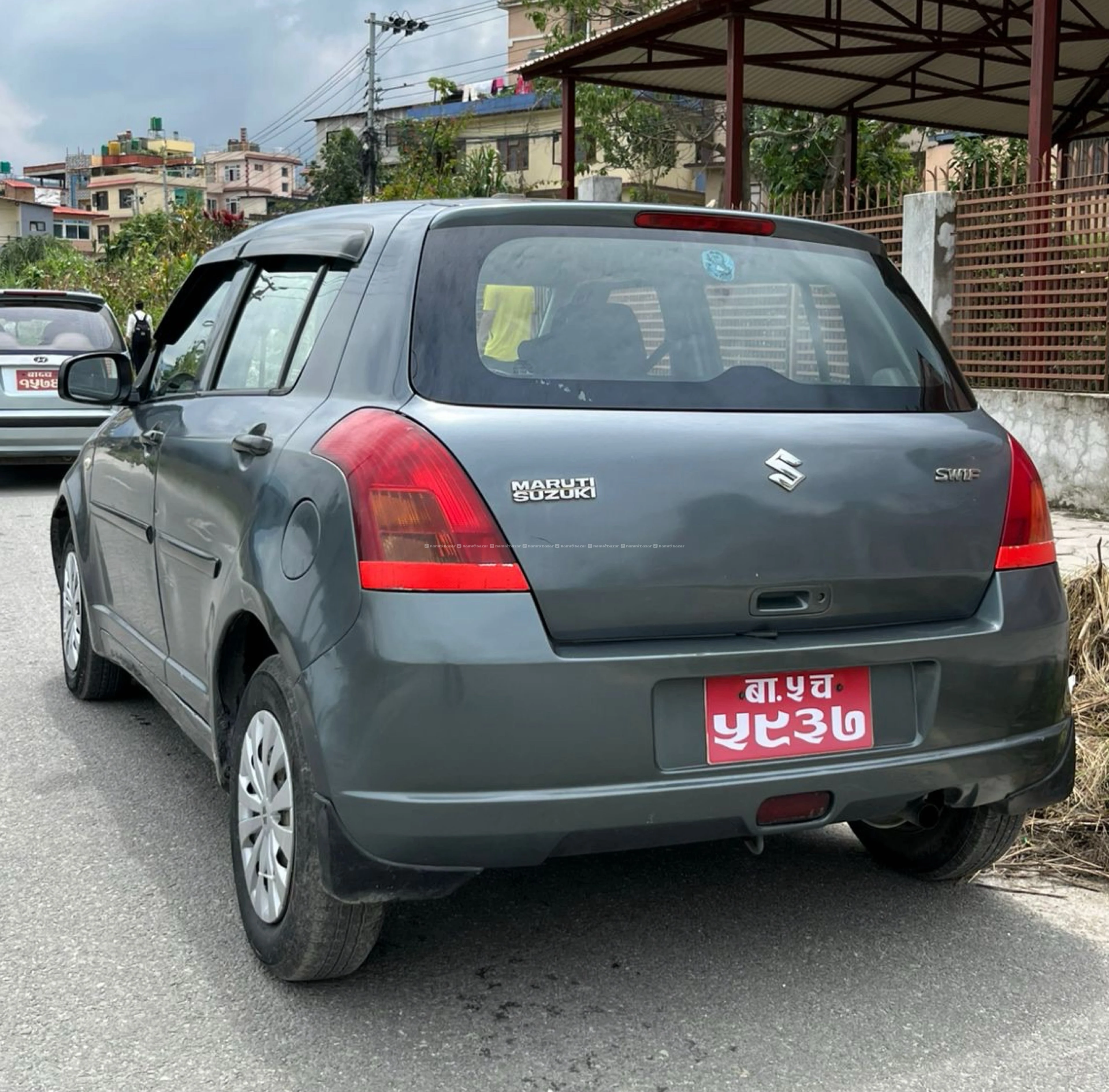 Maruti Suzuki swift lxi 2