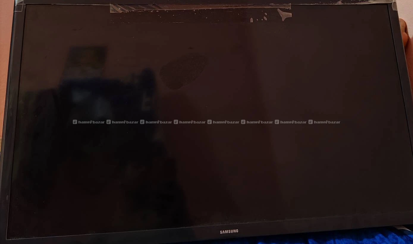 32" Samsung smart led tv in sell 3