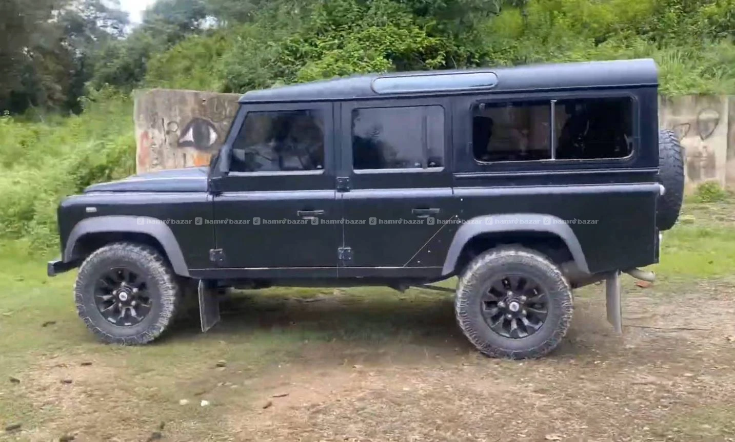 Land rover defender 110 4