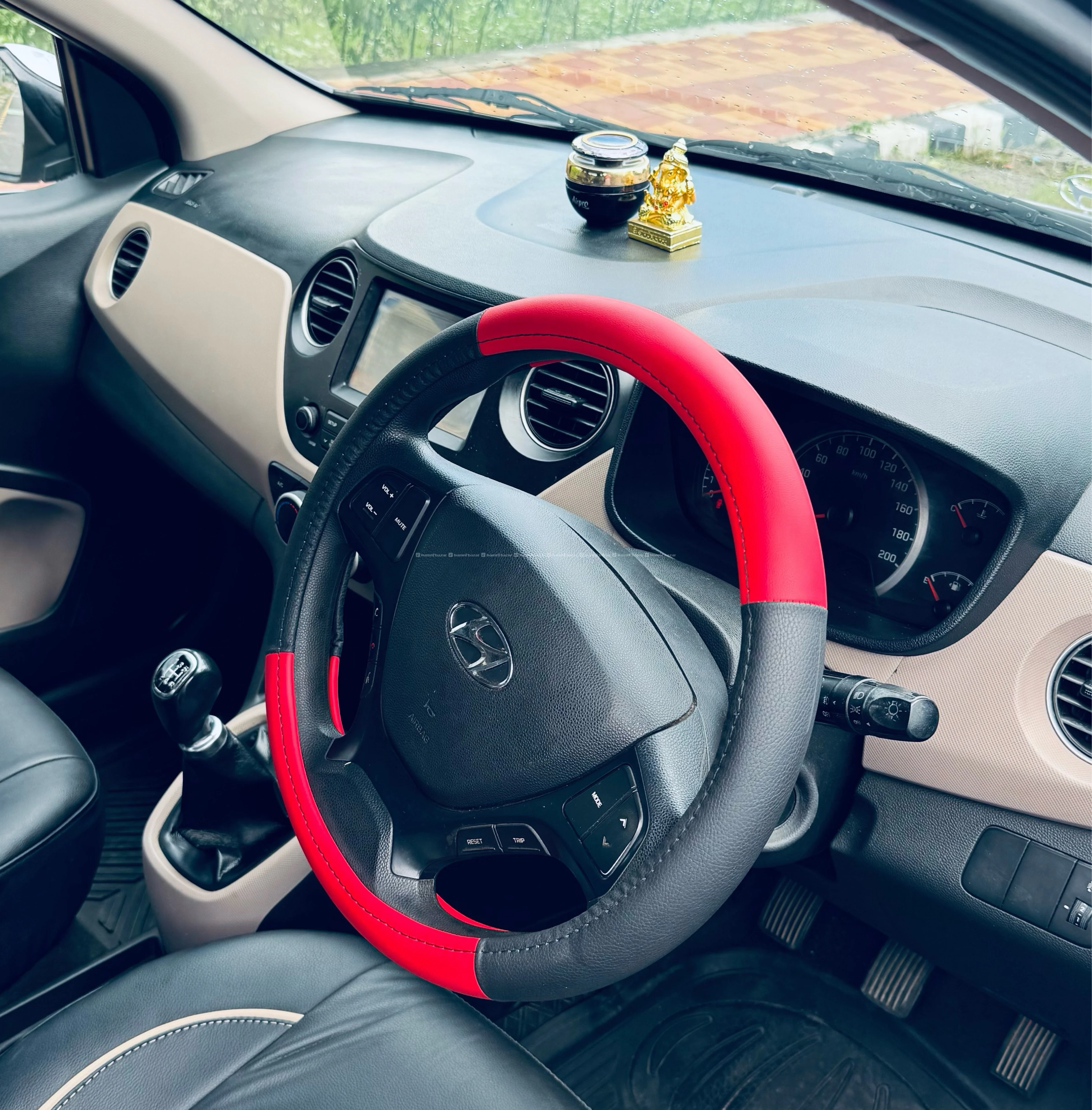 Hyundai grand i10 sportz-2018 3
